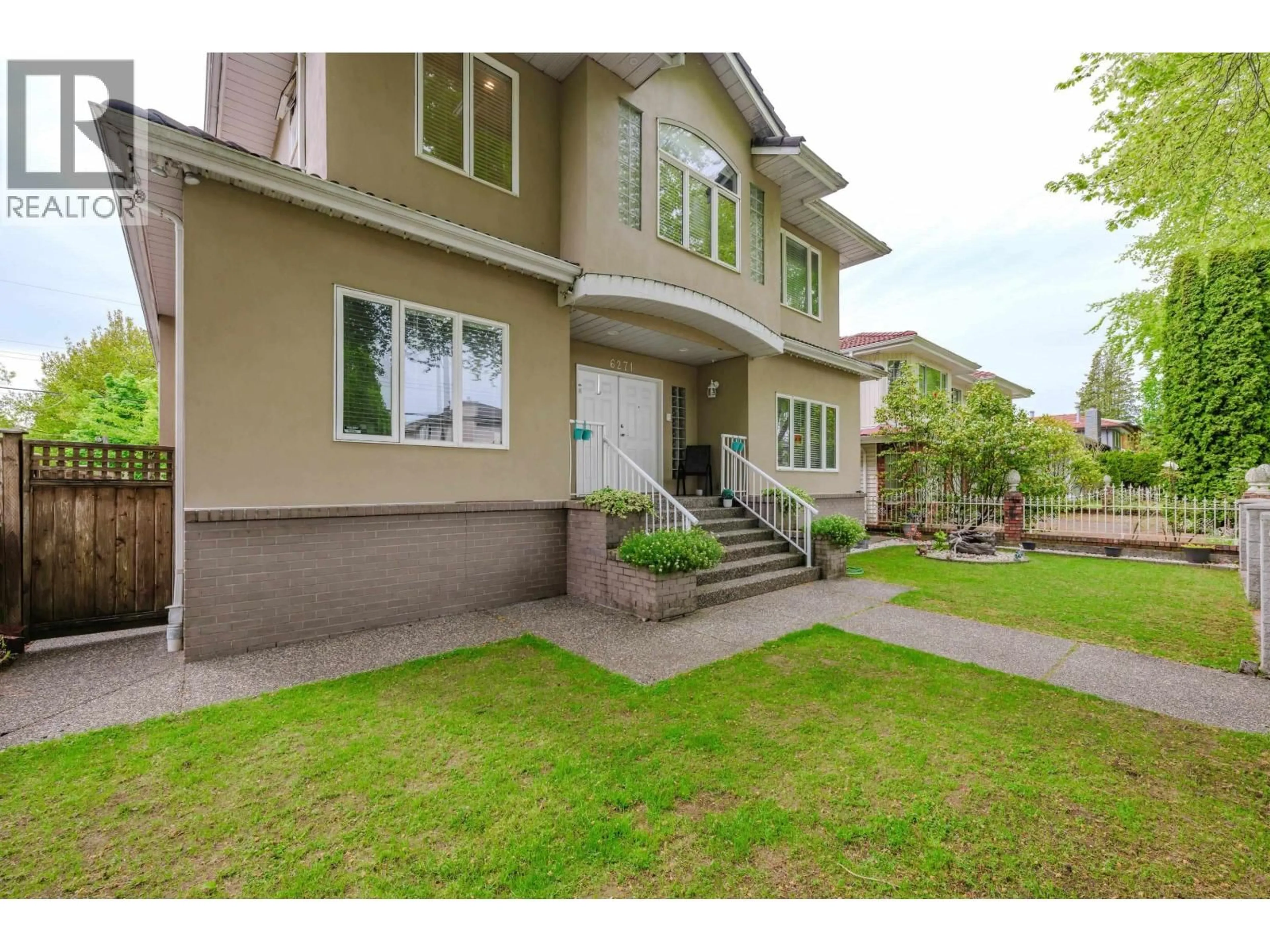 Patio, street for 6271 ARLINGTON STREET, Vancouver British Columbia V5S3N4