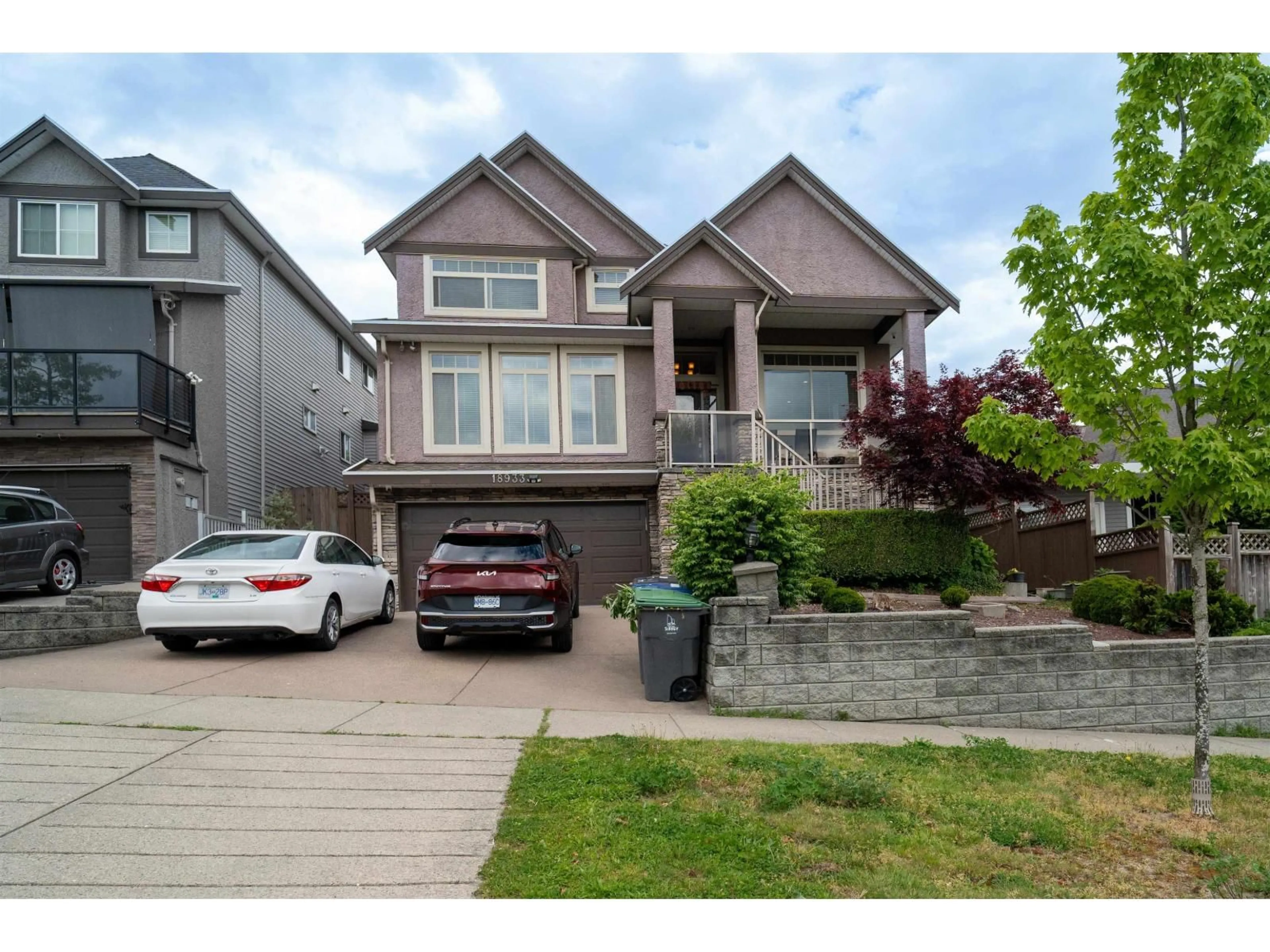 Unknown for 18933 55, Surrey British Columbia V3S6W7