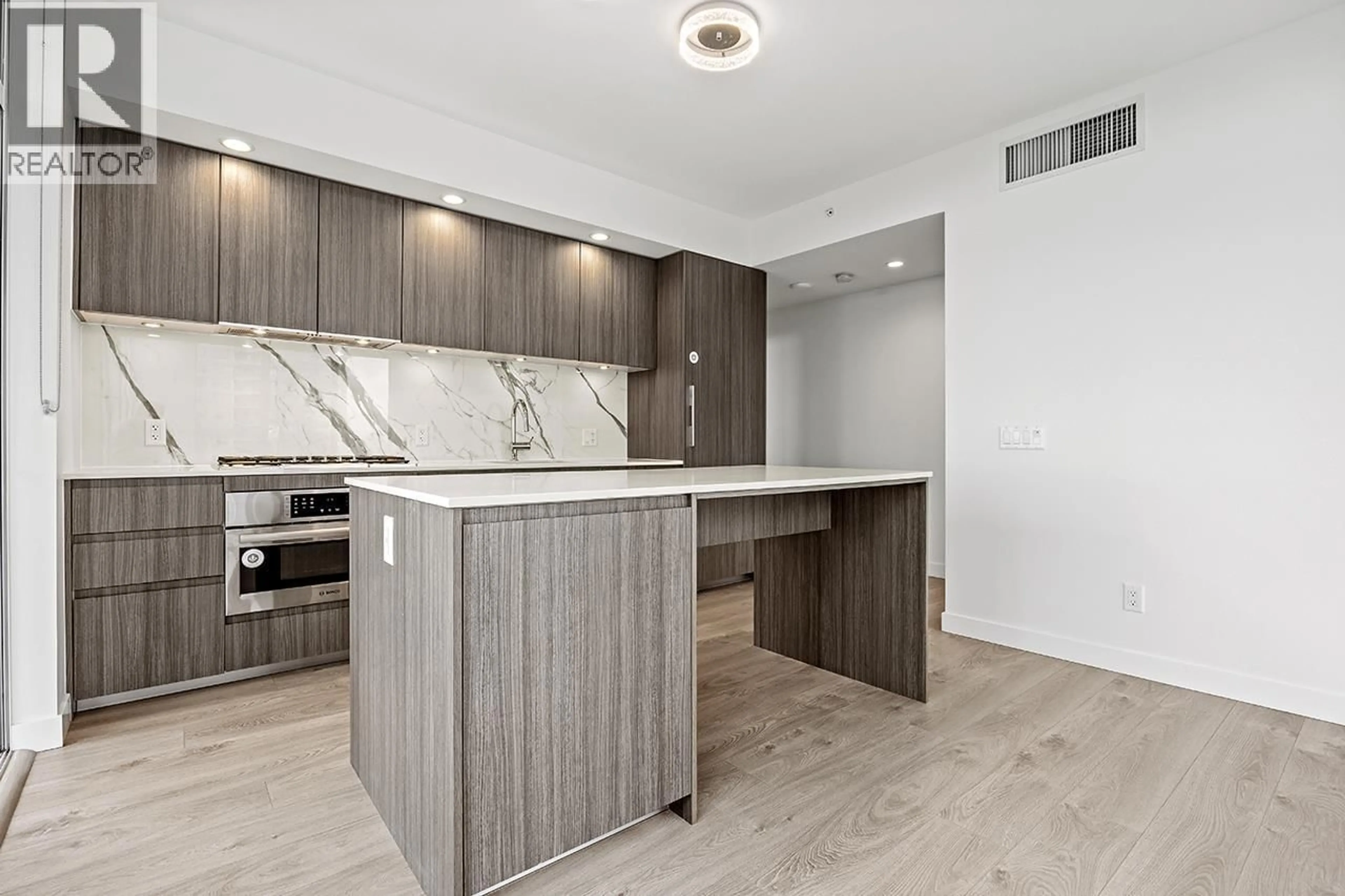 Open concept kitchen, unknown for 1902 - 6463 SILVER AVENUE, Burnaby British Columbia V5H0K4