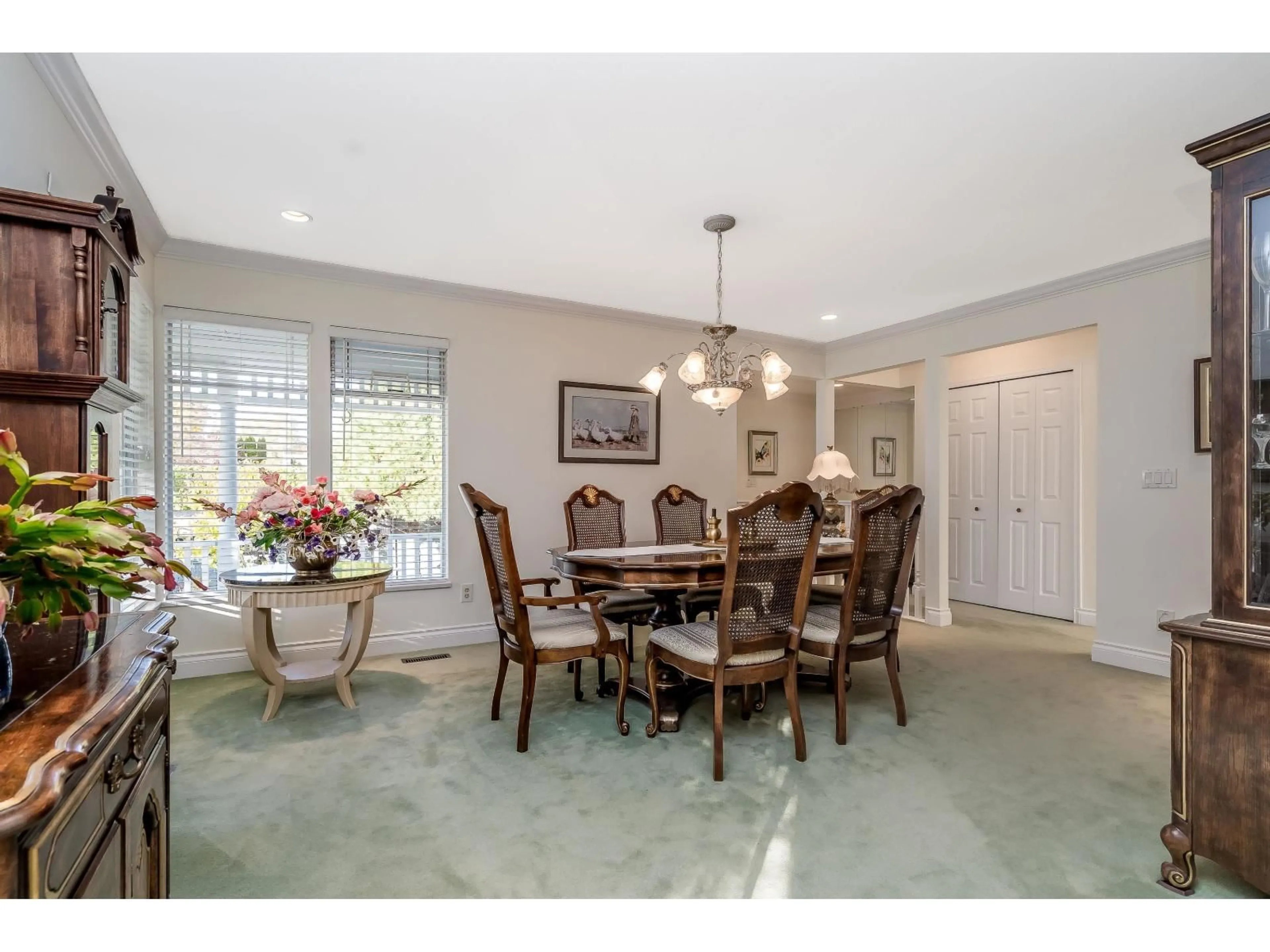 Dining room, unknown for 7282 123, Surrey British Columbia V3W9J1