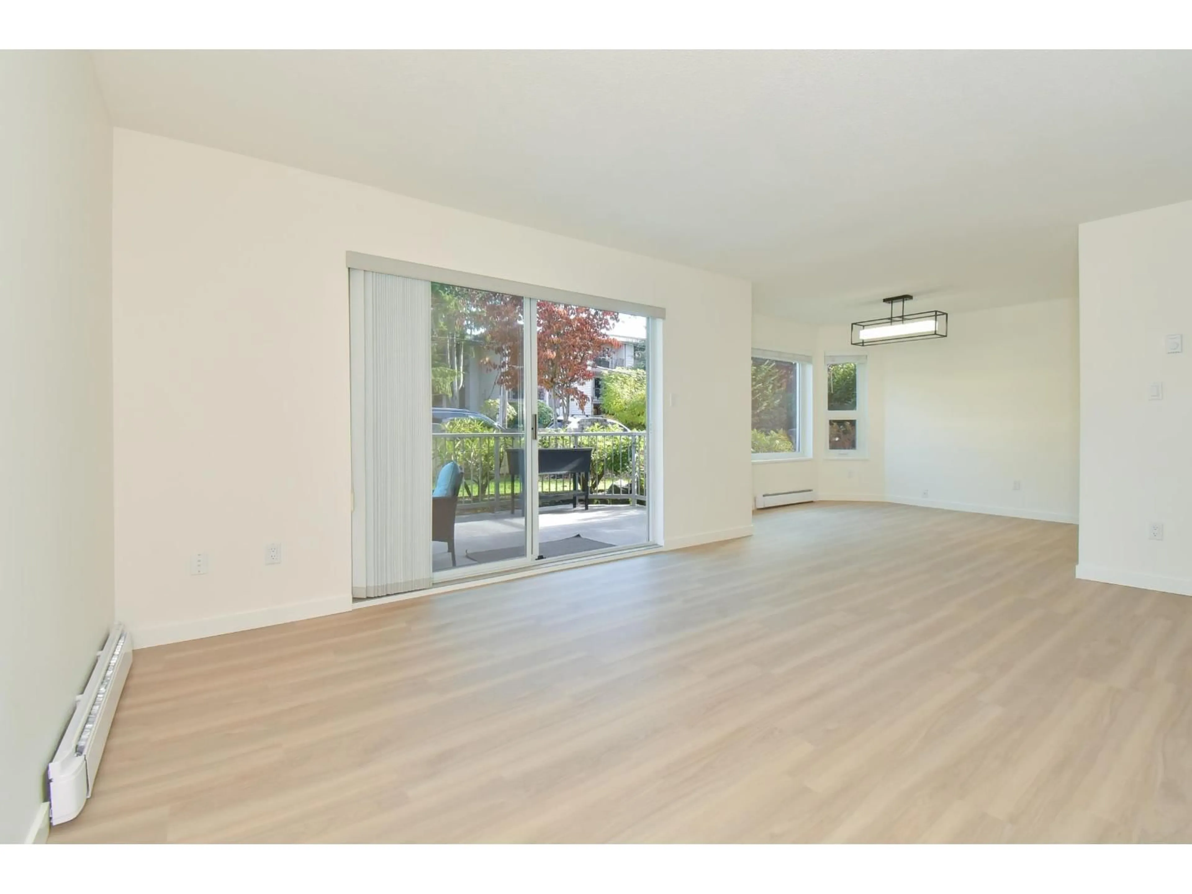 Unknown for 107 - 1459 BLACKWOOD, White Rock British Columbia V4B3V6