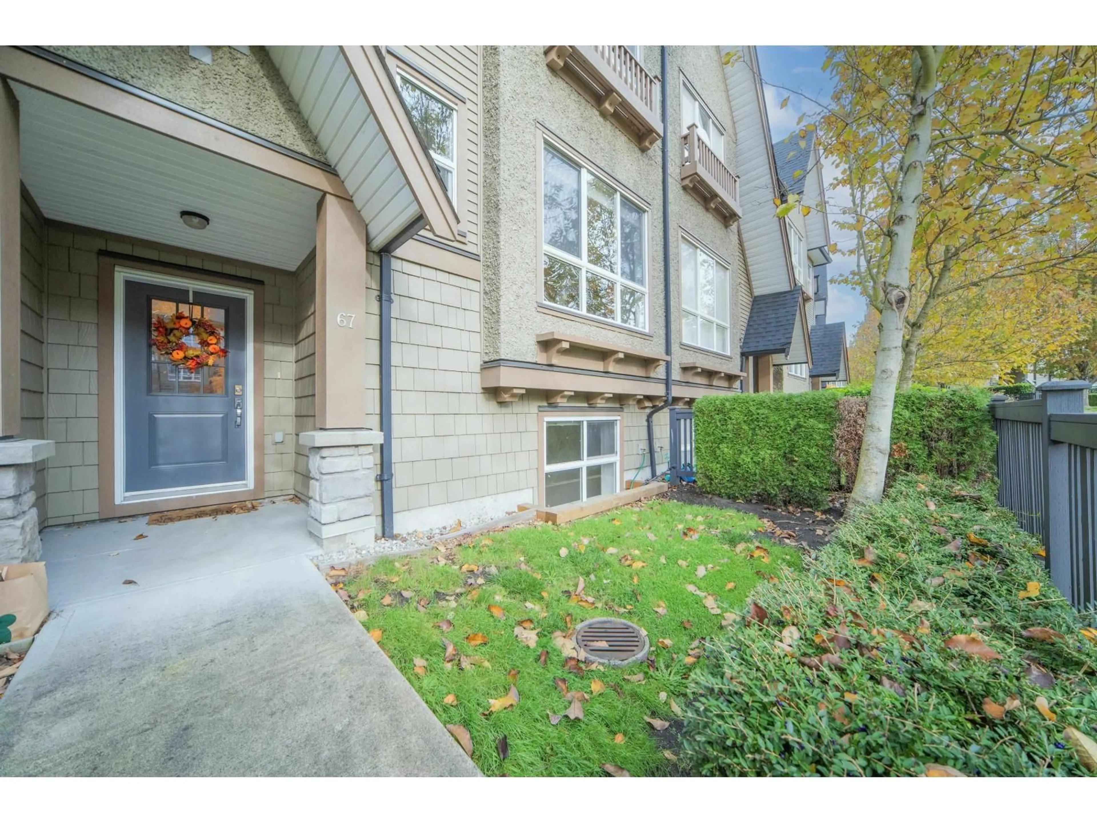 Indoor entryway for 67 - 10489 DELSOM, Delta British Columbia V4C0B9