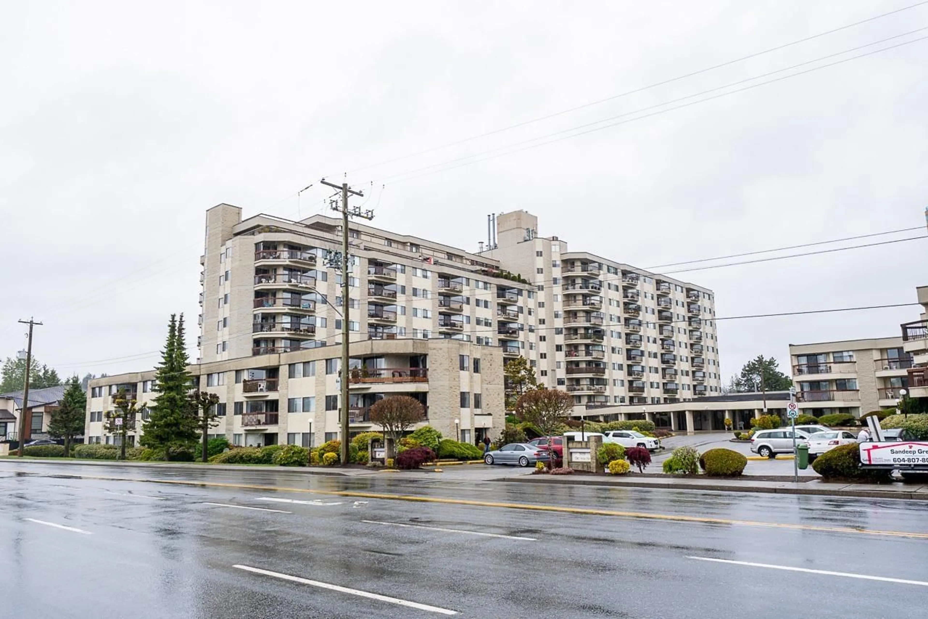 Unknown for 301 - 31955 OLD YALE, Abbotsford British Columbia V2T4N1