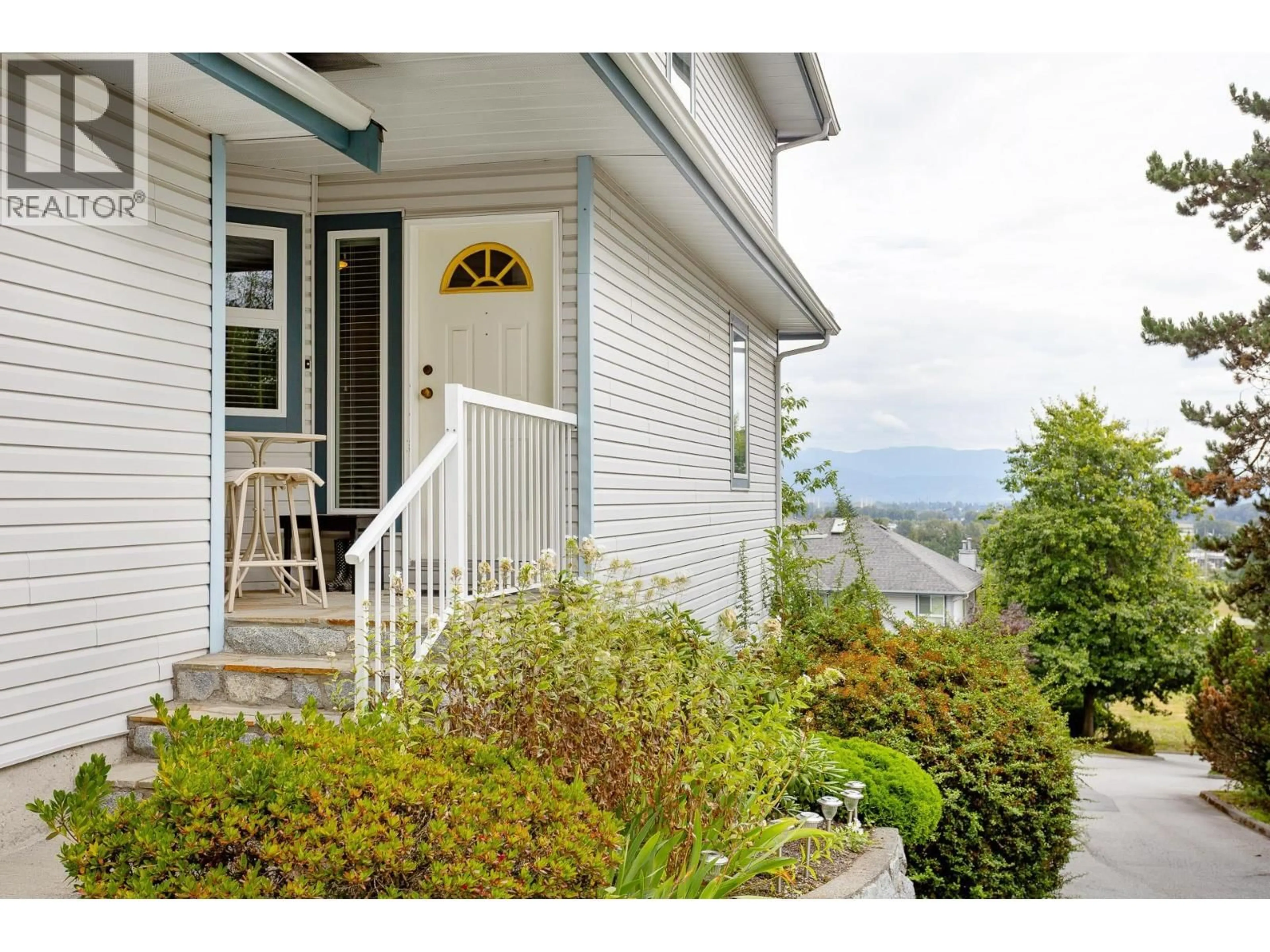 Home with vinyl exterior material, mountain view for 24 - 1355 CITADEL DRIVE, Port Coquitlam British Columbia V3C5X6