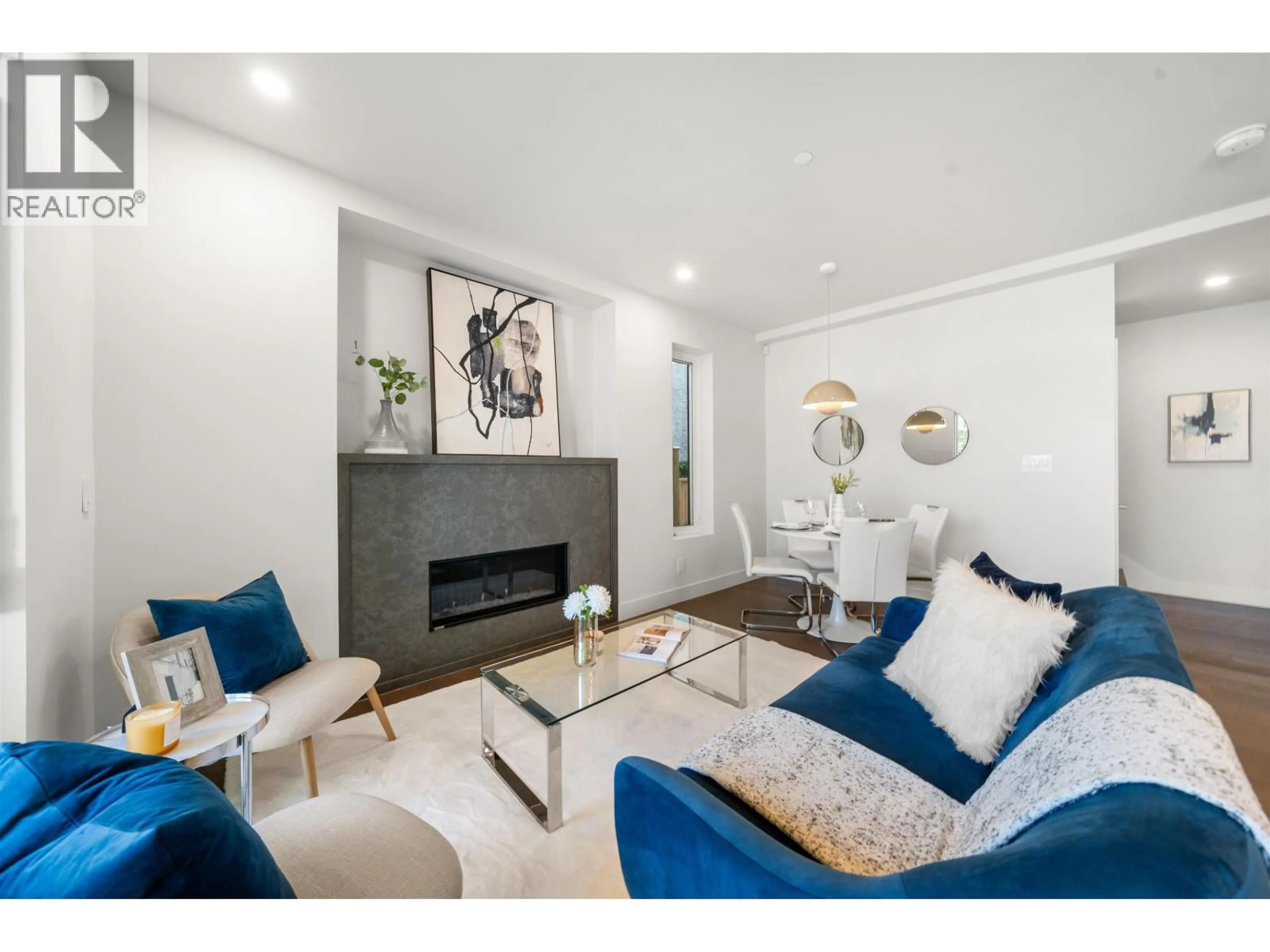 Living room with furniture, unknown for 1 - 620 46TH AVENUE, Vancouver British Columbia V5W2A3