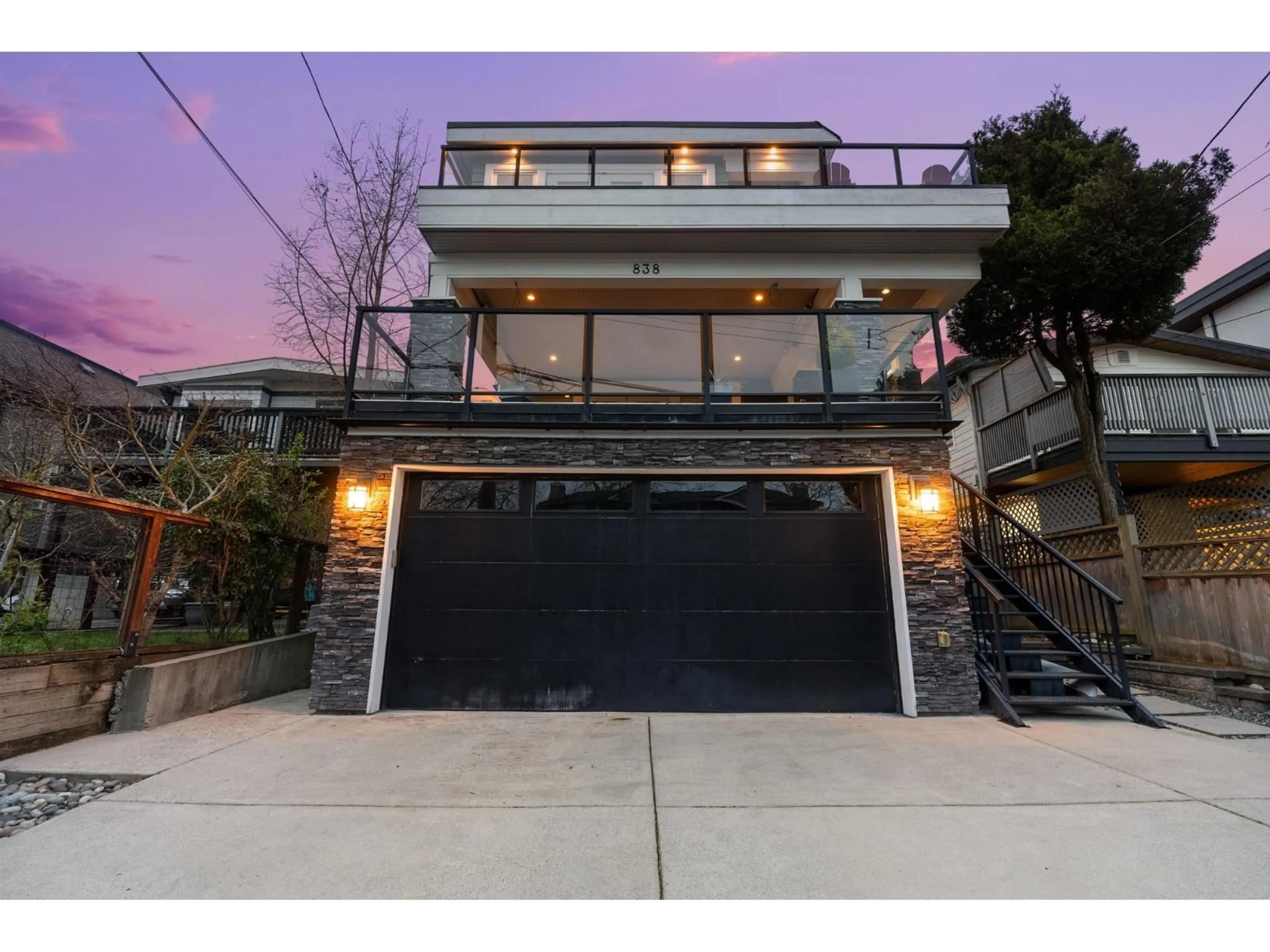 Unknown for 838 HABGOOD, White Rock British Columbia V4B4W3