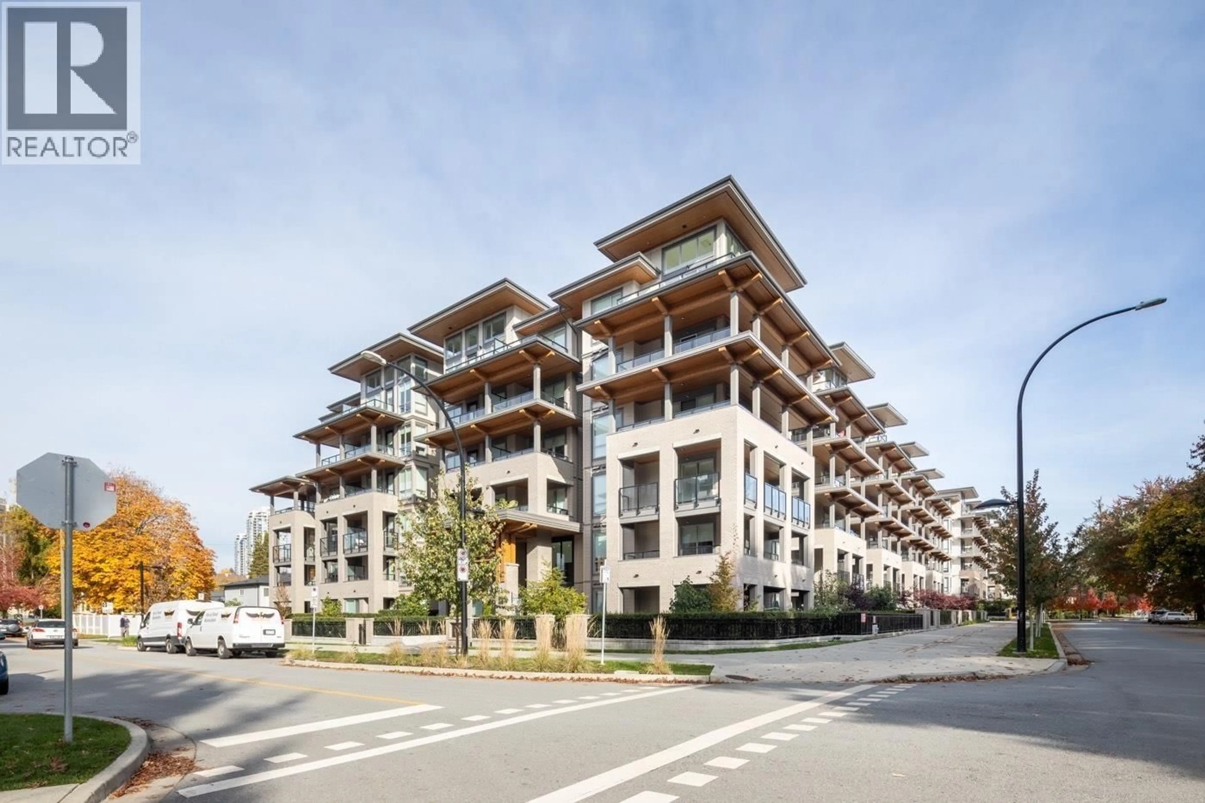 Unknown for 607 - 7588 16TH STREET, Burnaby British Columbia V3N0H8