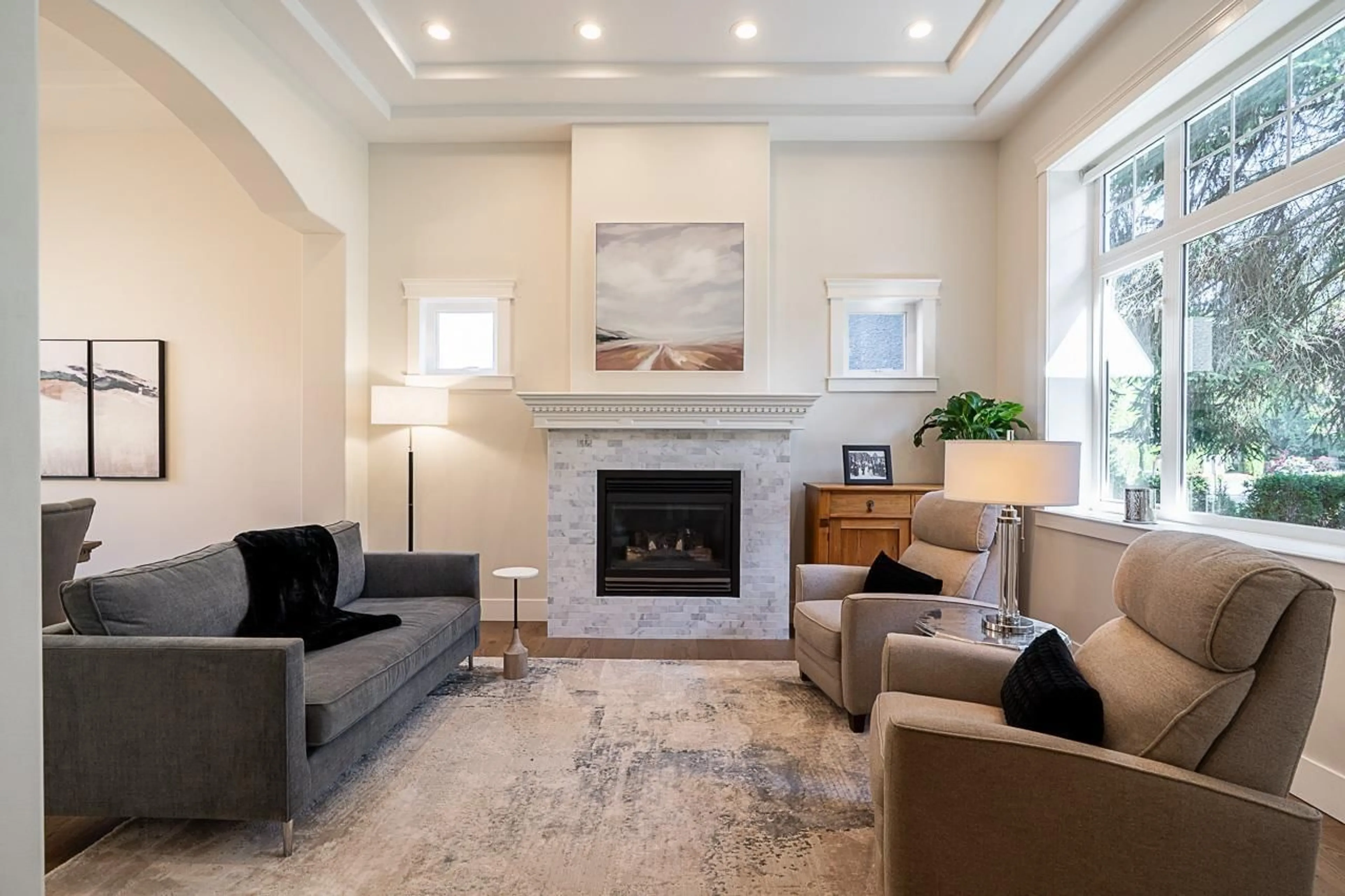 Living room with furniture, unknown for 15585 37, Surrey British Columbia V3Z0H4