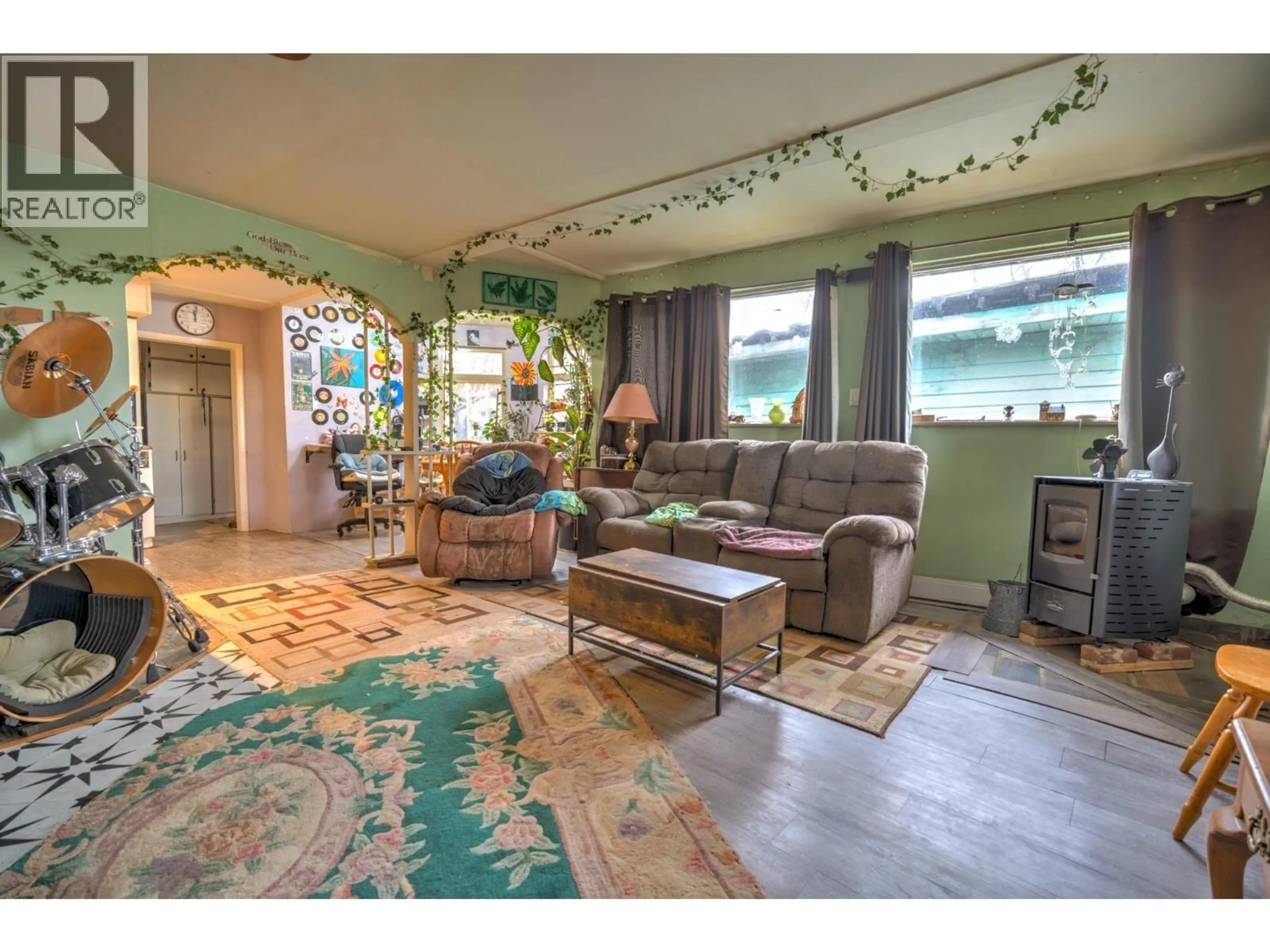 Living room with furniture, unknown for 2629 GUNN ROAD, Prince George British Columbia V2N2H8