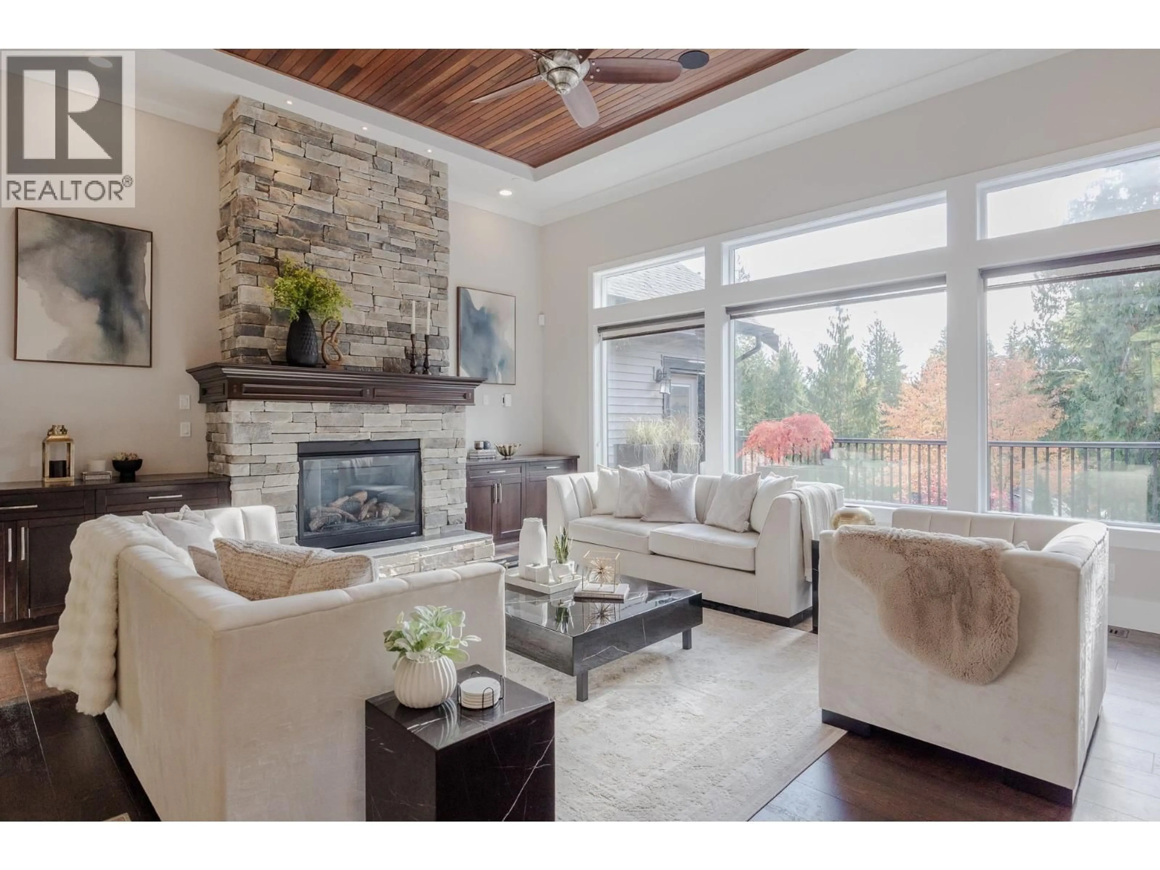 Living room with furniture, wood/laminate floor for 27552 128 AVENUE, Maple Ridge British Columbia V2W1N5
