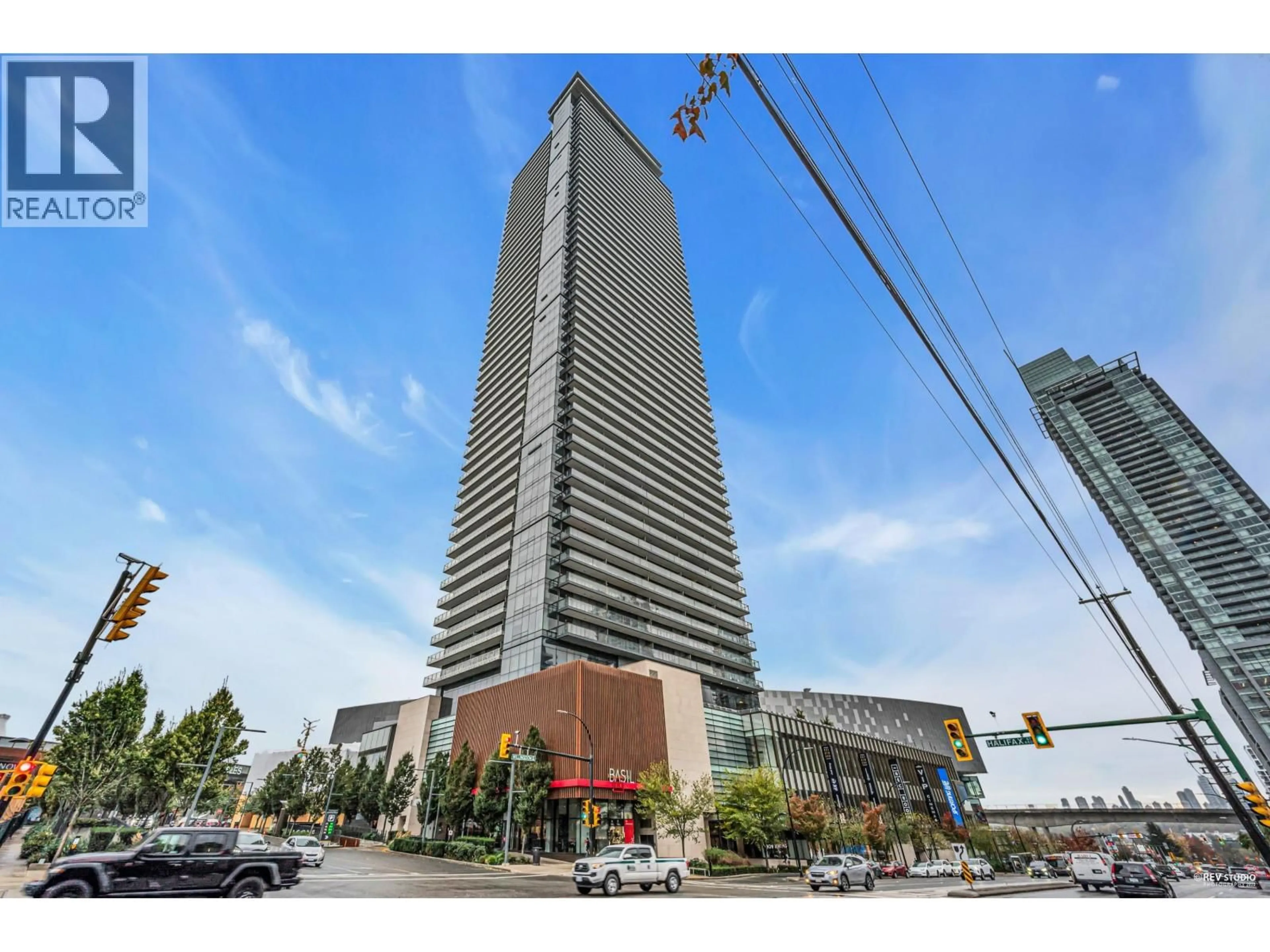 Indoor foyer for 4711 - 4510 HALIFAX WAY, Burnaby British Columbia V5C0K4