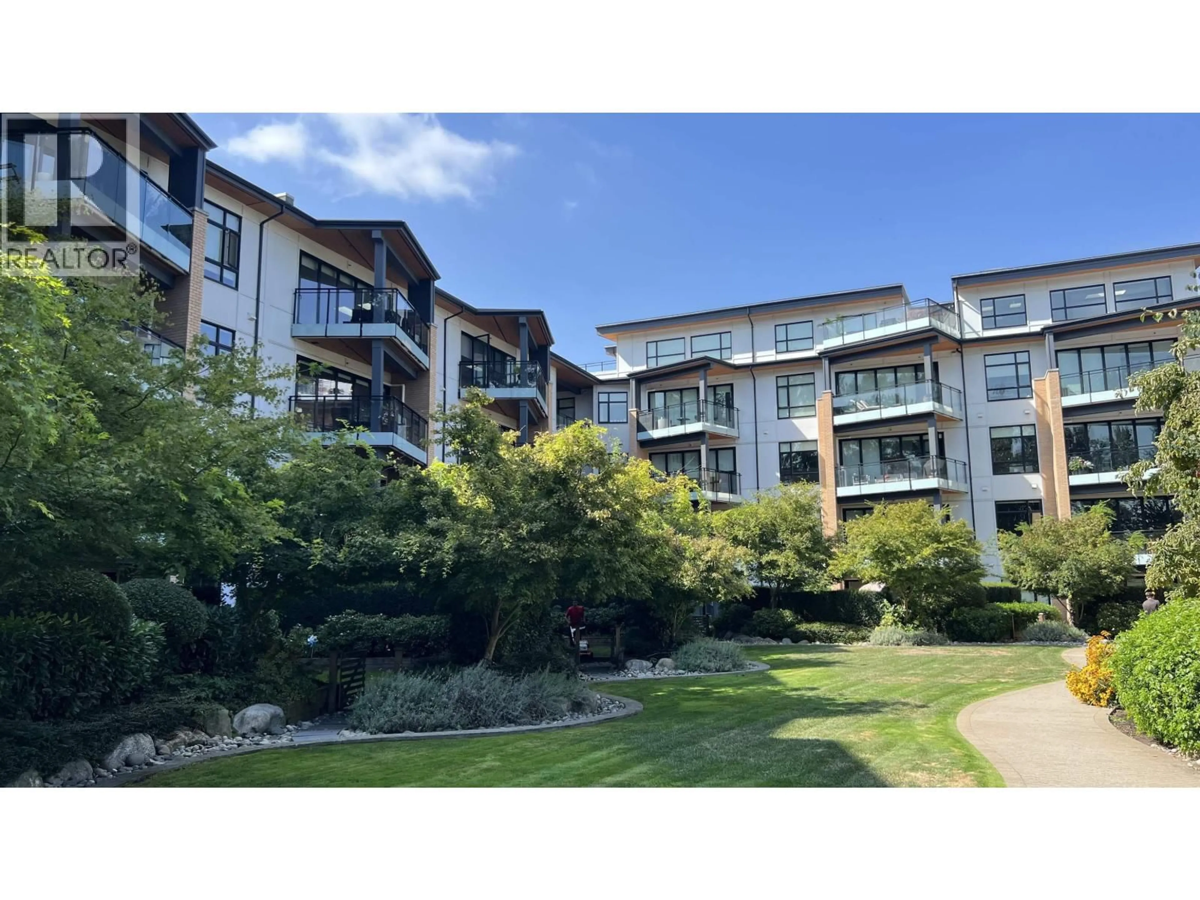 A pic from outside/outdoor area/front of a property/back of a property/a pic from drone, unknown for 401 - 300 SALTER STREET, New Westminster British Columbia V3M0L9