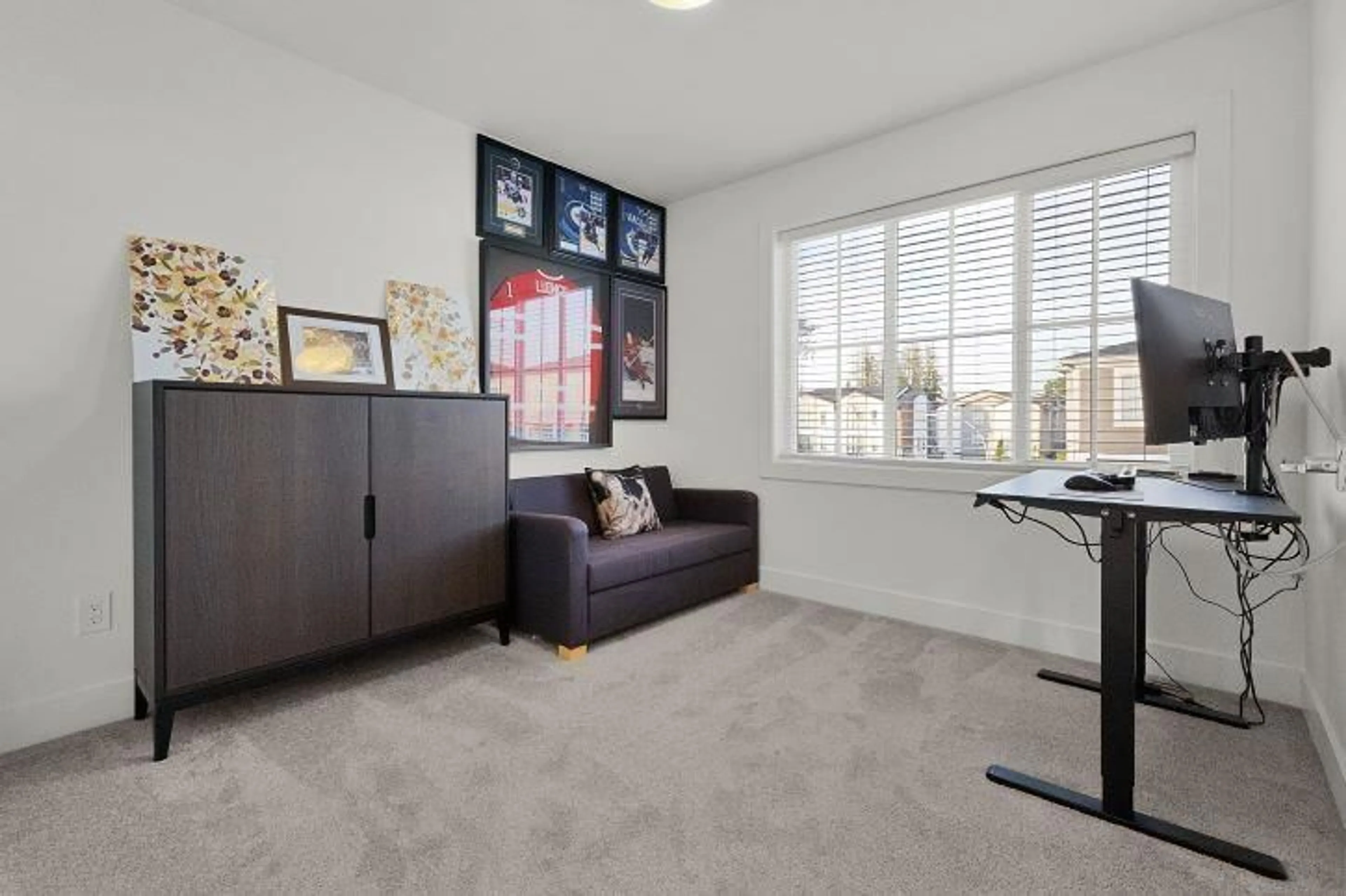 A pic of a room for 1 - 20680 76B AVENUE, Langley British Columbia V2Y4L2