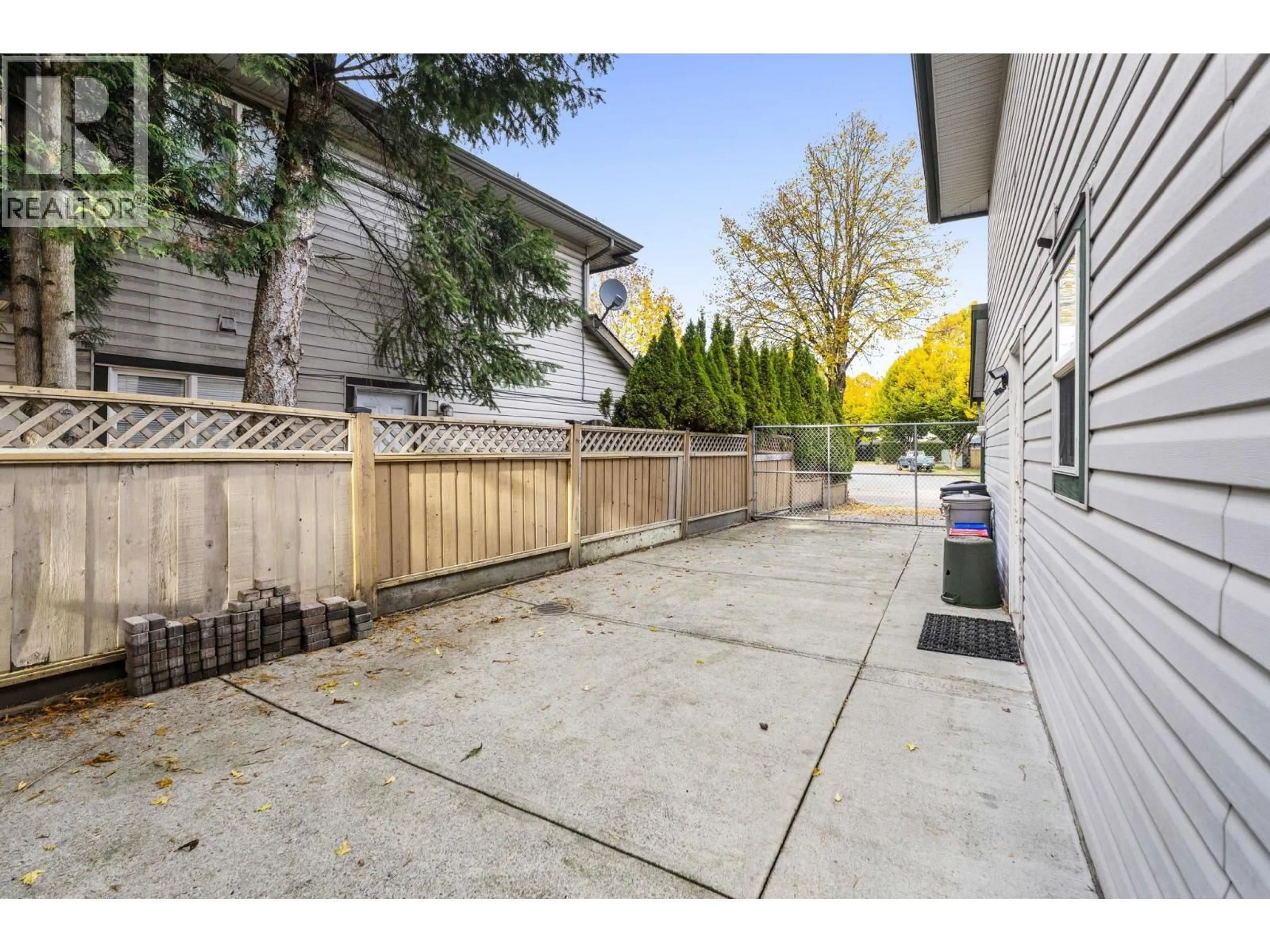 Patio, street for 20110 120A AVENUE, Maple Ridge British Columbia V2X3M3