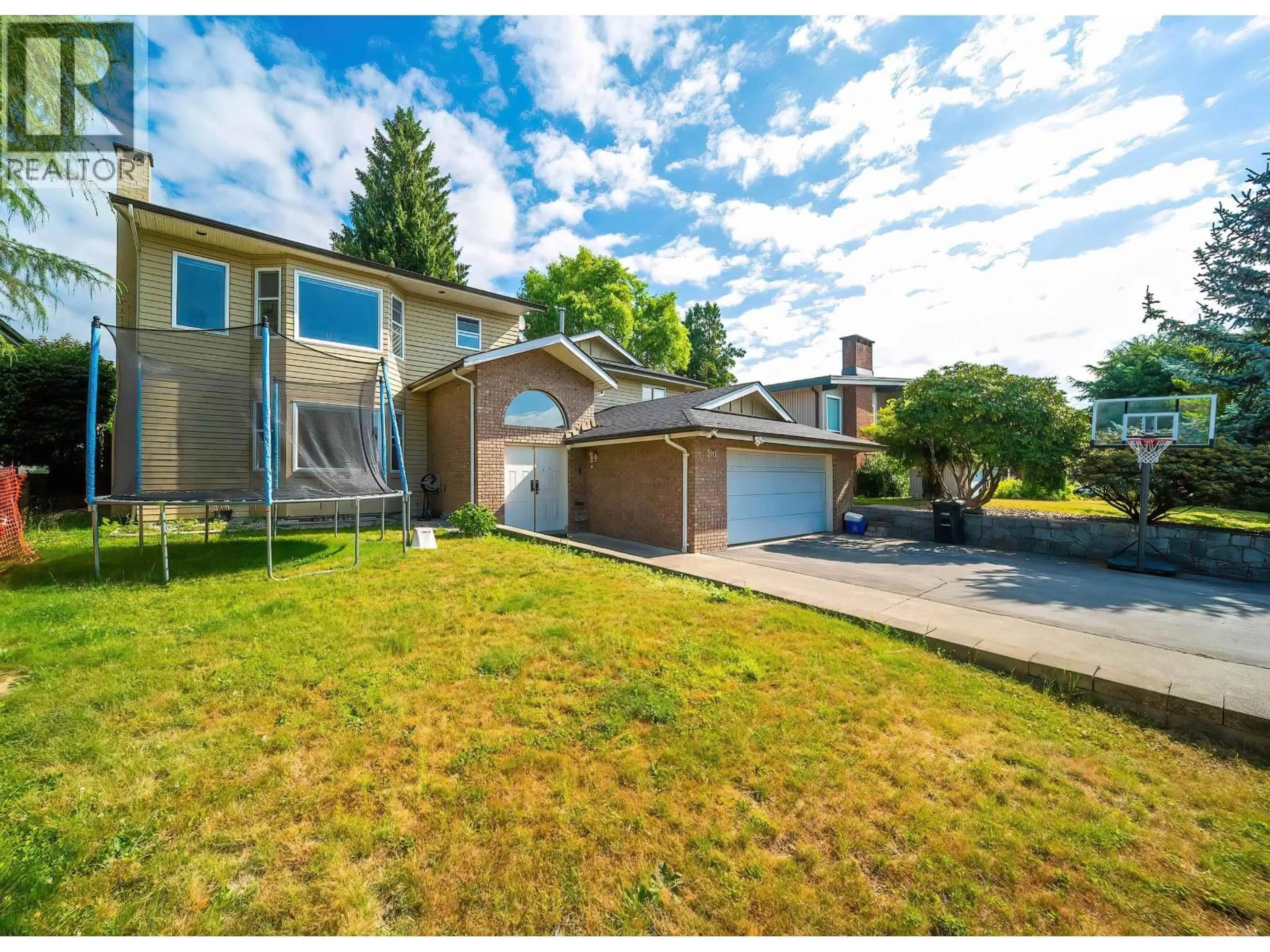 A pic from outside/outdoor area/front of a property/back of a property/a pic from drone, street for 2011 PAULUS CRESCENT, Burnaby British Columbia V5A2M2