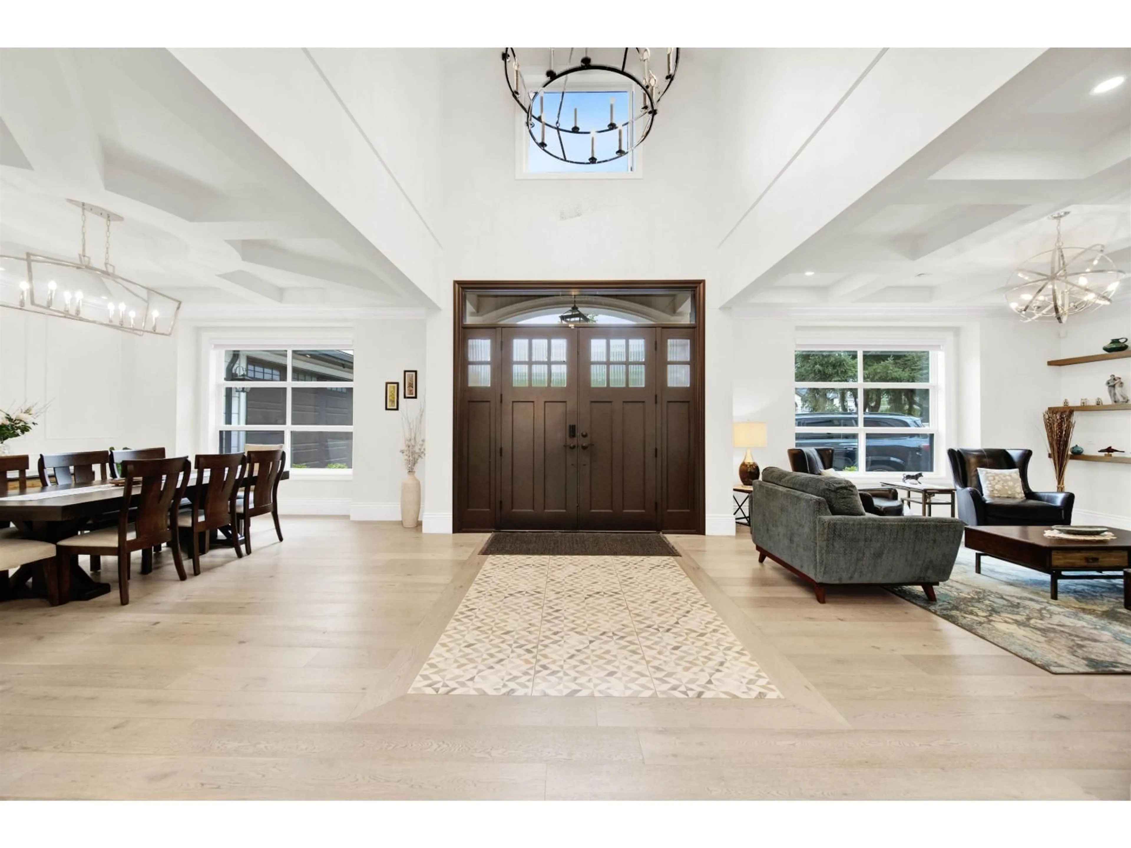 Indoor entryway for 20208 42, Langley British Columbia V3A3A6