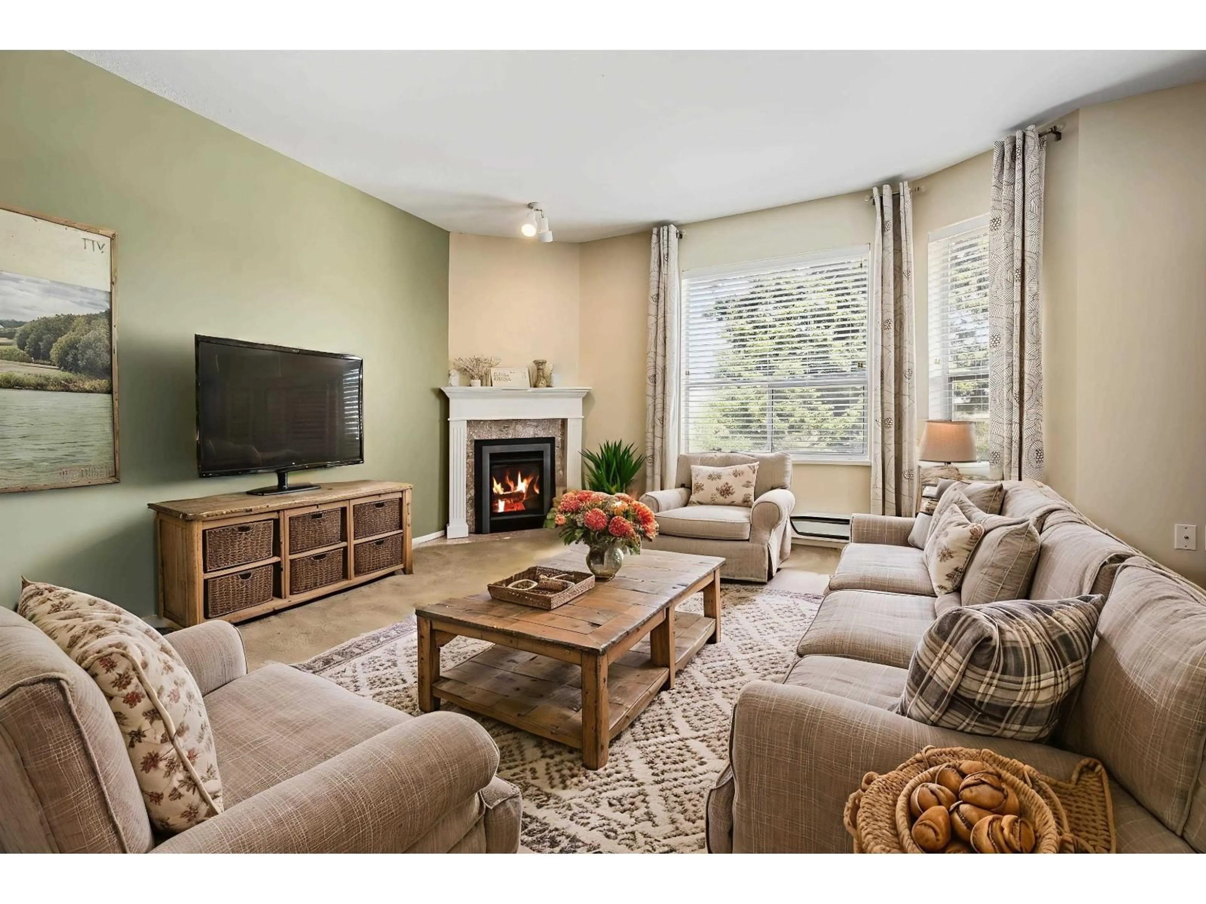 Living room with furniture, unknown for 303 - 9400 COOK STREET, Chilliwack British Columbia V2P4J6