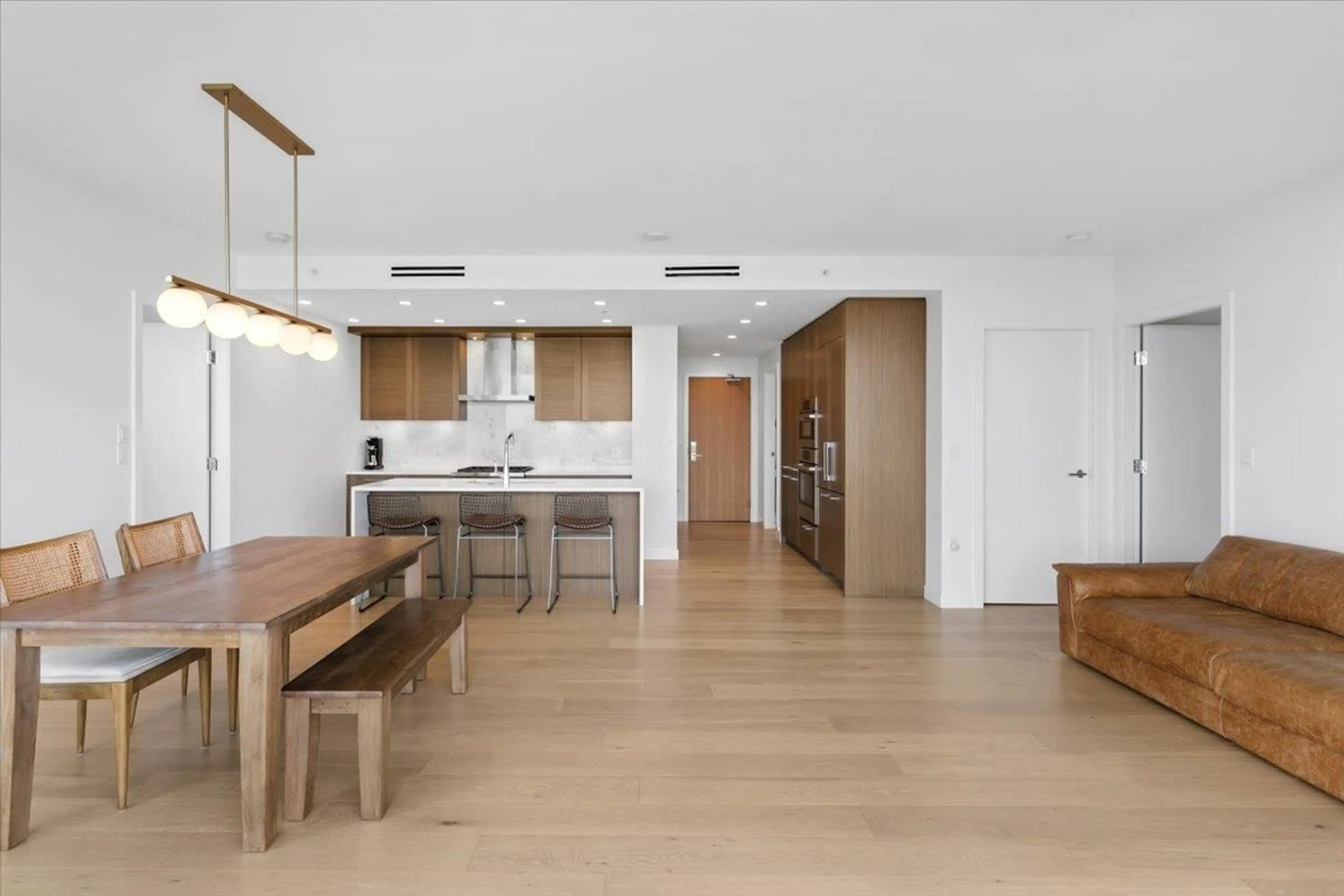 Open concept kitchen, unknown for 604 - 1439 GEORGE, White Rock British Columbia V4B0B9