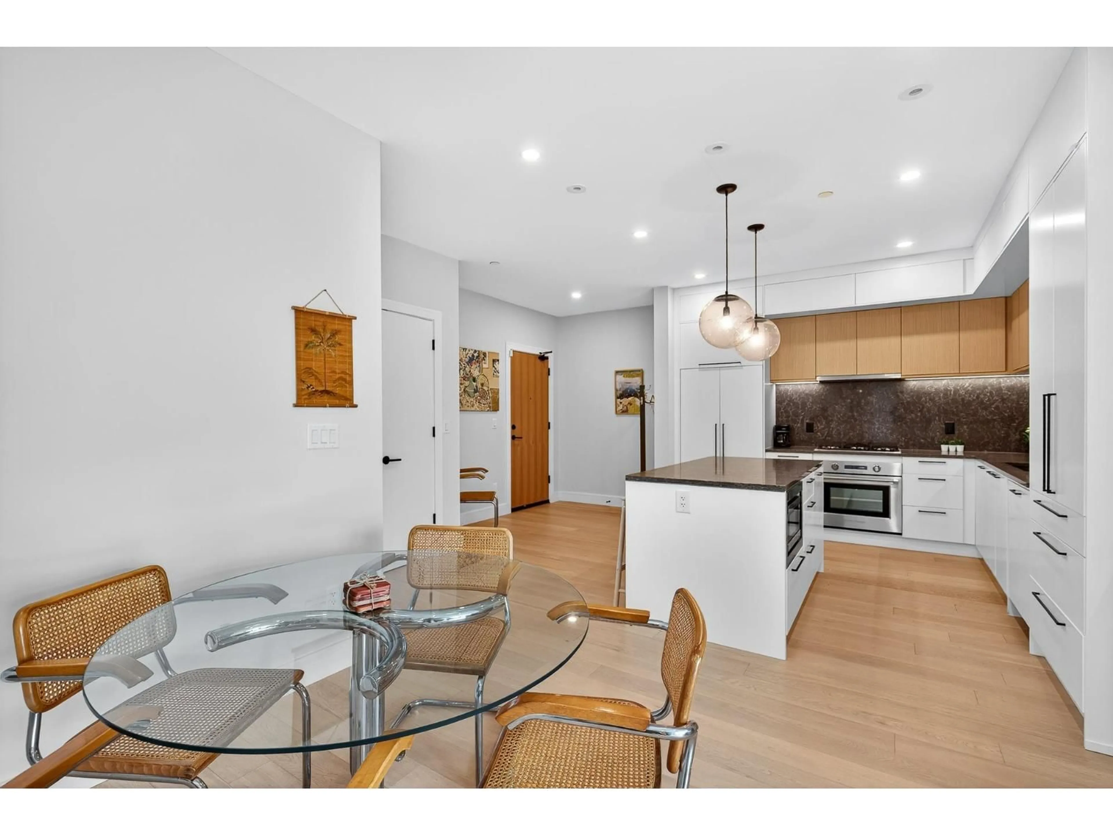 Open concept kitchen, unknown for 410 - 20416 PARK, Langley British Columbia V3A0N2