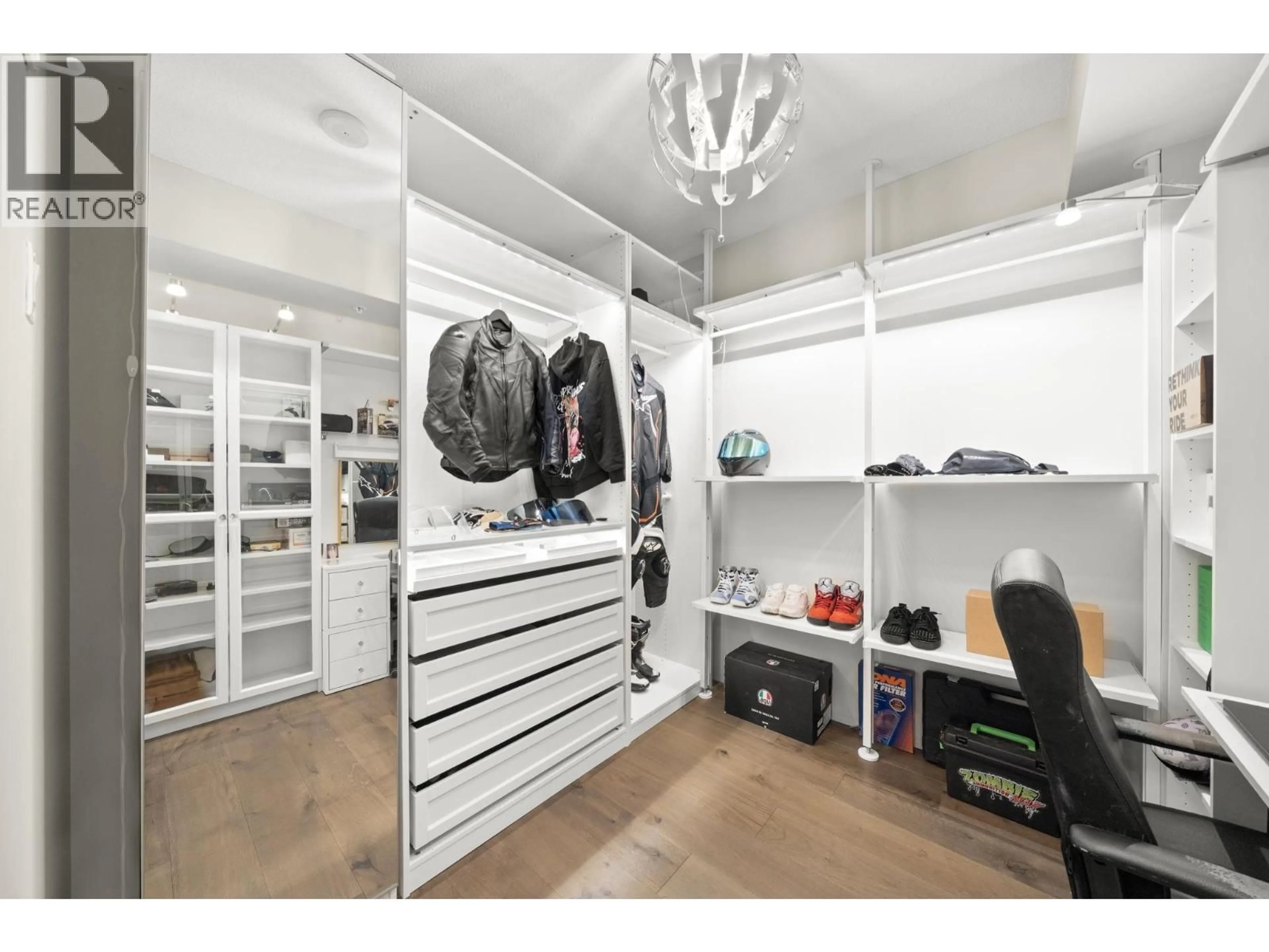 Storage room or clothes room or walk-in closet for 1004 - 2968 GLEN DRIVE, Coquitlam British Columbia V3B0C4
