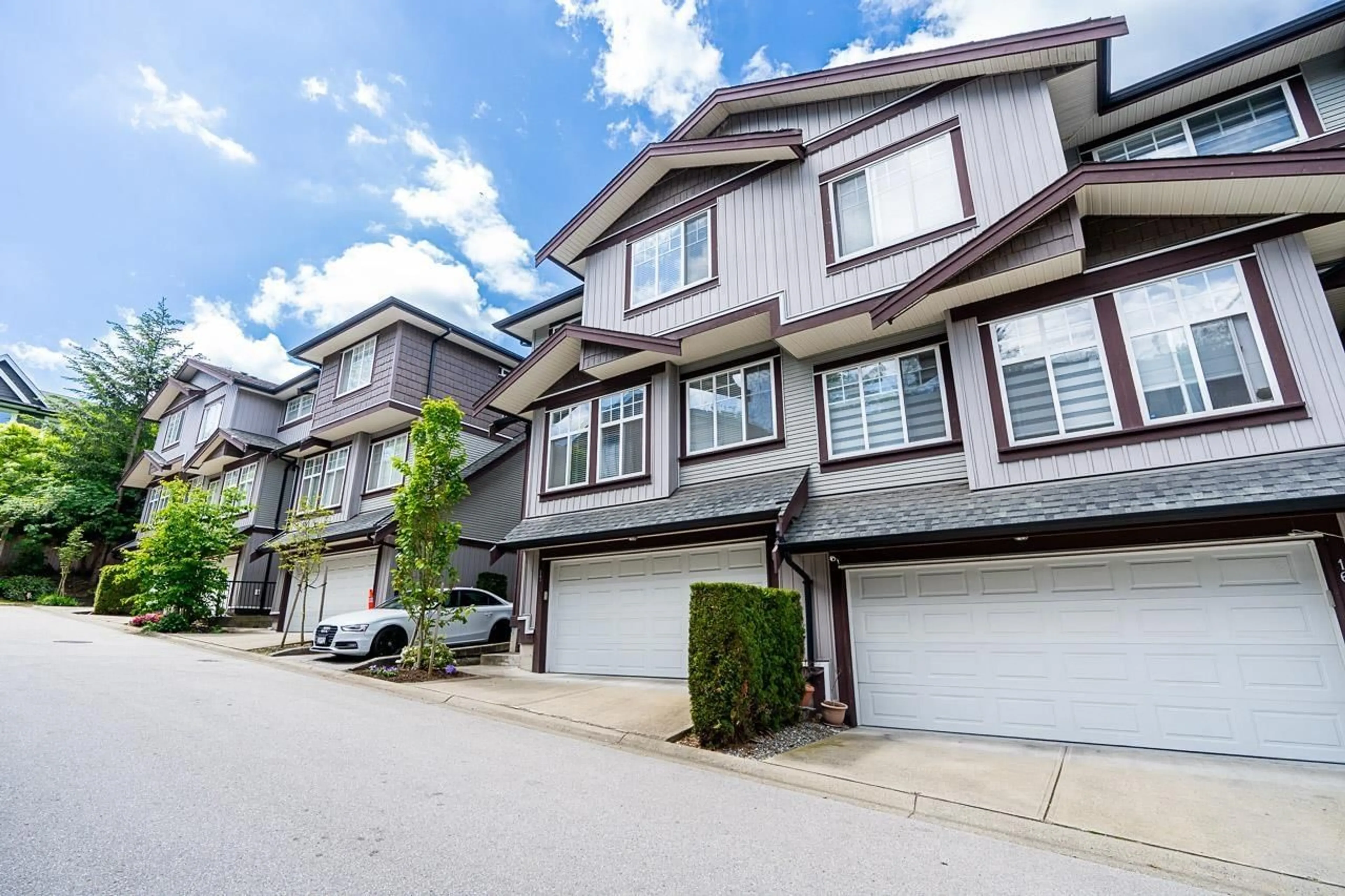 A pic from outside/outdoor area/front of a property/back of a property/a pic from drone, street for 17 - 14462 61A, Surrey British Columbia V3S2W3