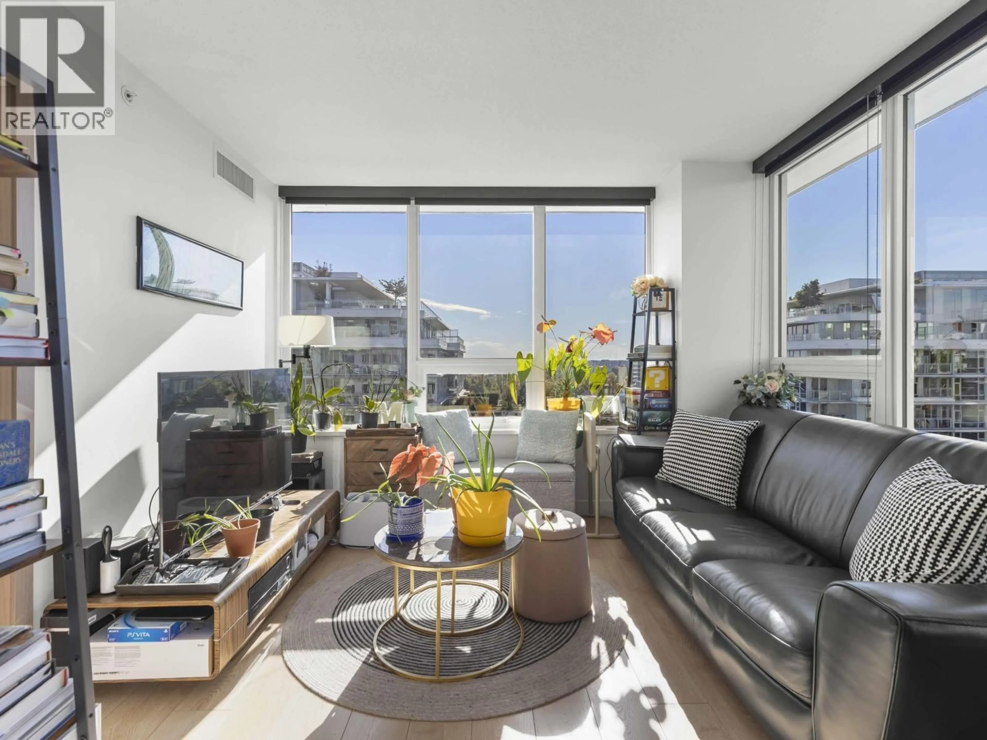 Living room with furniture, unknown for 1707 - 3233 KETCHESON ROAD, Richmond British Columbia V6X0R3