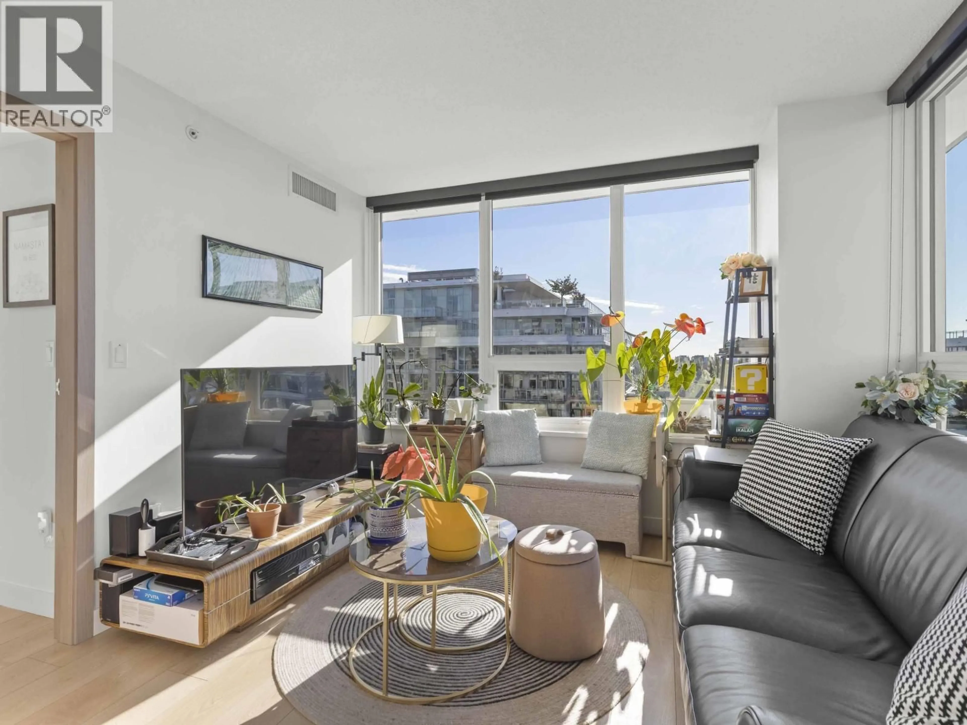 Living room with furniture, unknown for 1707 - 3233 KETCHESON ROAD, Richmond British Columbia V6X0R3