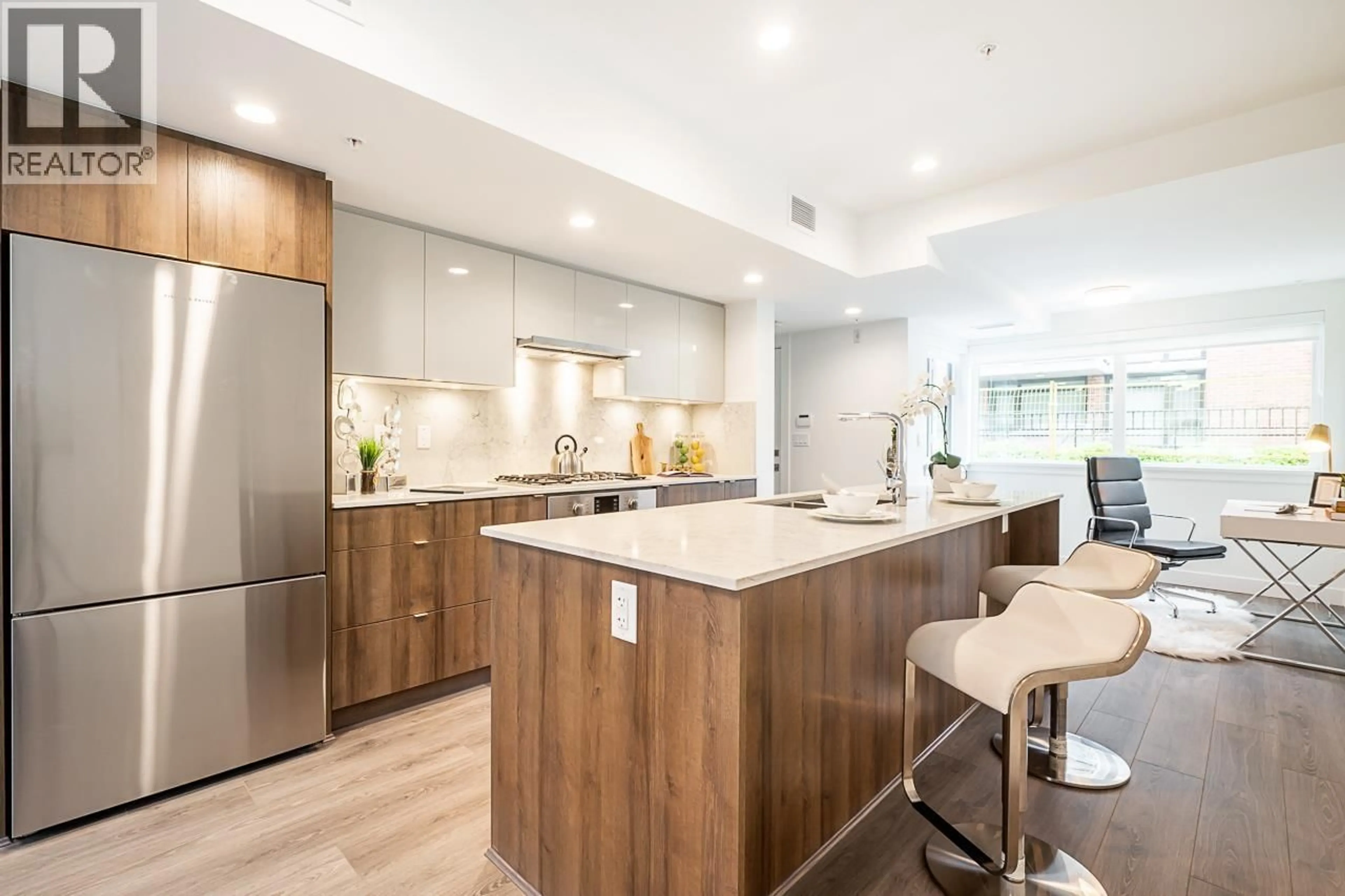 Open concept kitchen, wood/laminate floor for 5 - 8428 PARK ROAD, Richmond British Columbia V6Y0K1