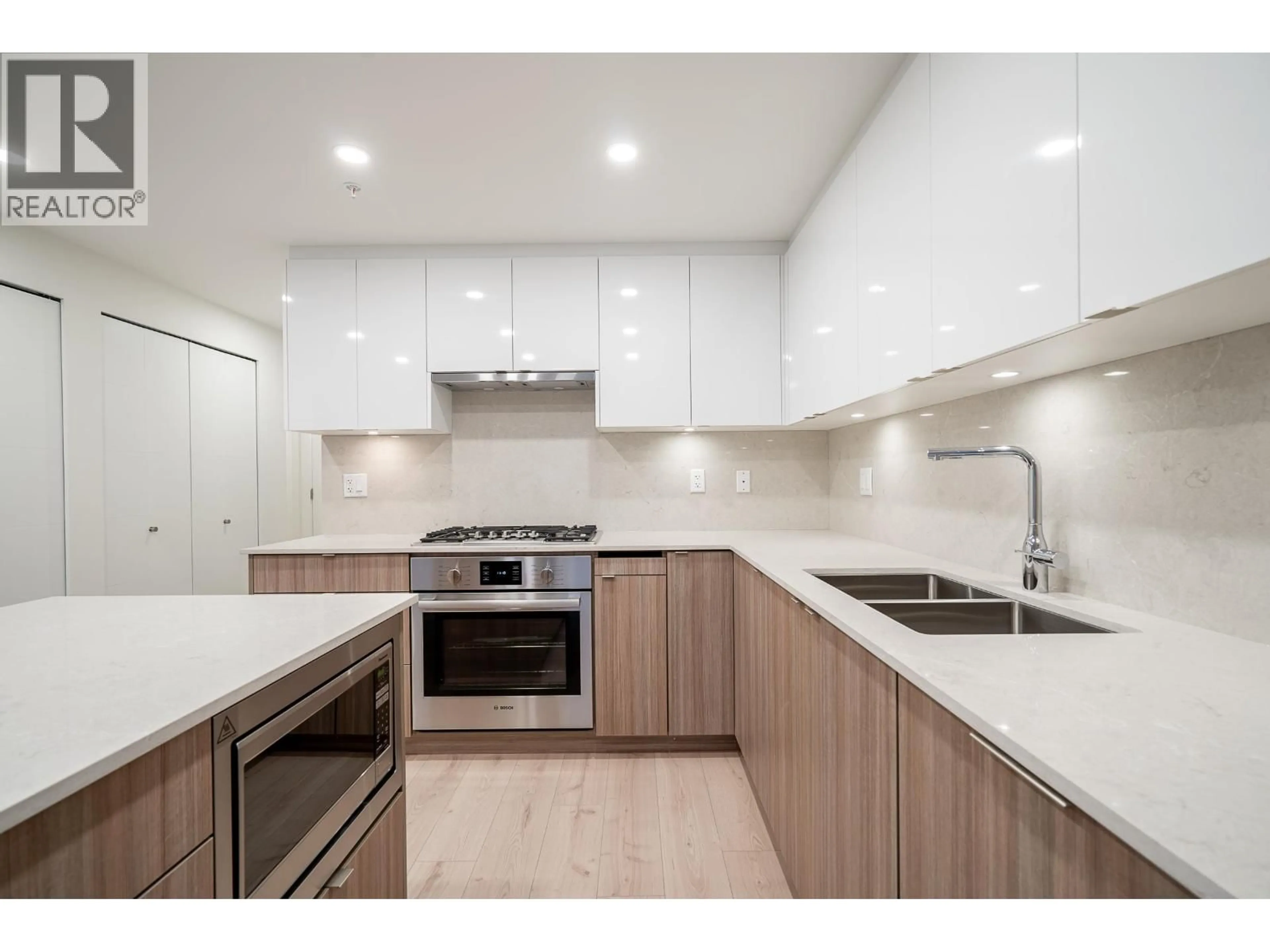 Standard kitchen, unknown for 205 - 8428 PARK ROAD, Richmond British Columbia V6Y0K1