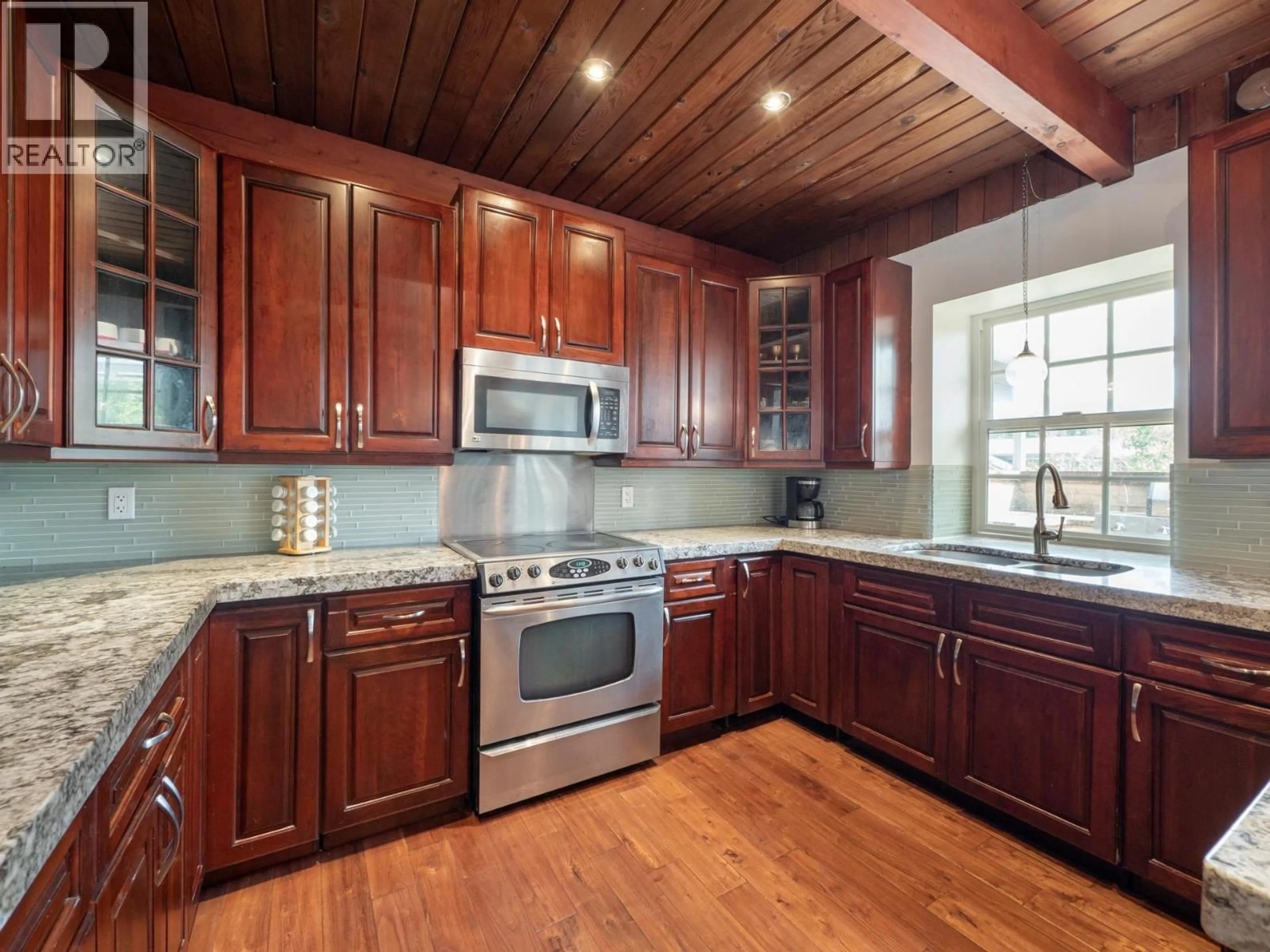 Unknown for 430 ALDERSPRINGS ROAD, Gibsons British Columbia V0N1V0