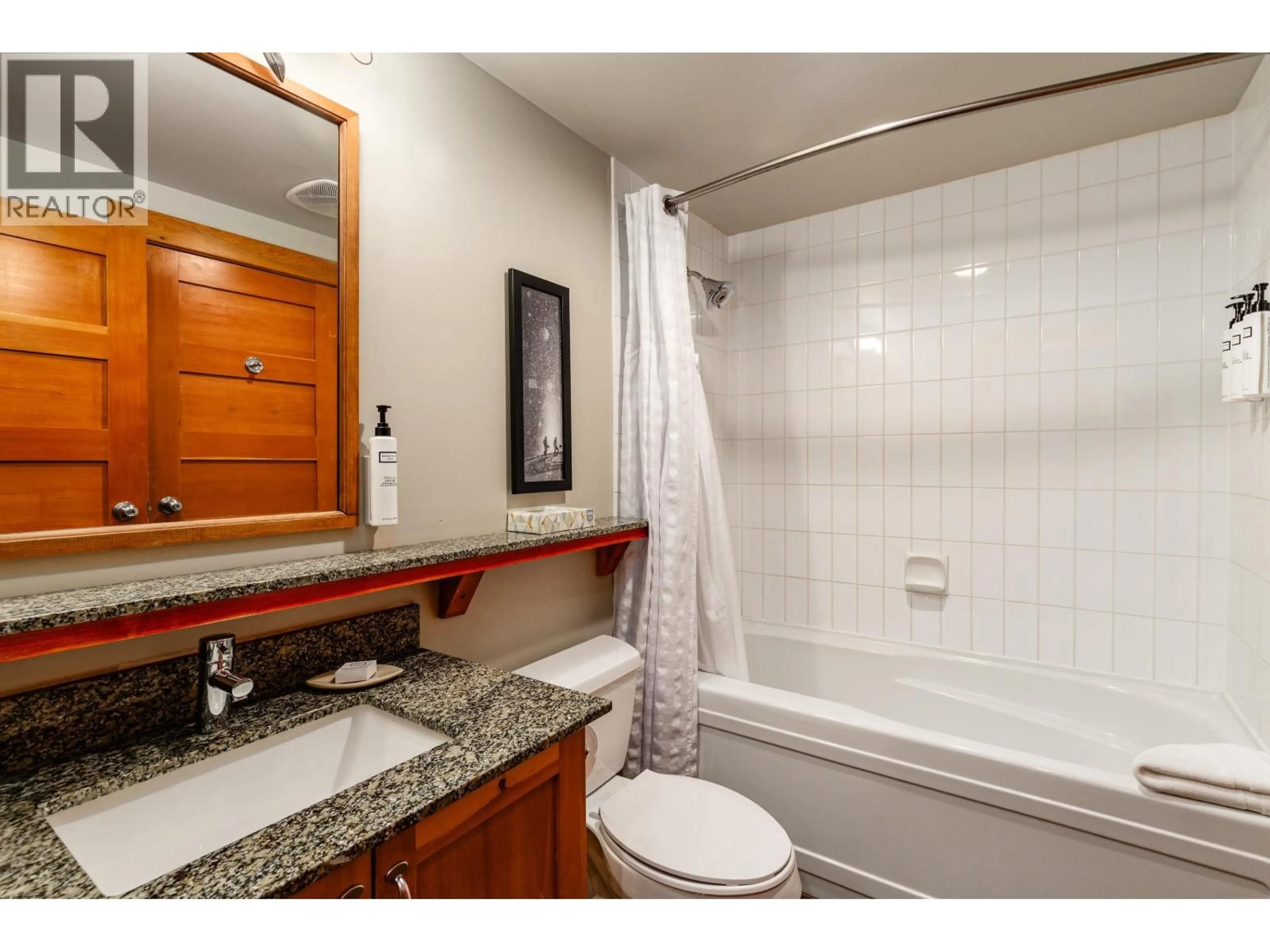 Standard bathroom, ceramic/tile floor for 315B - 2036 LONDON LANE, Whistler British Columbia V8E0N7