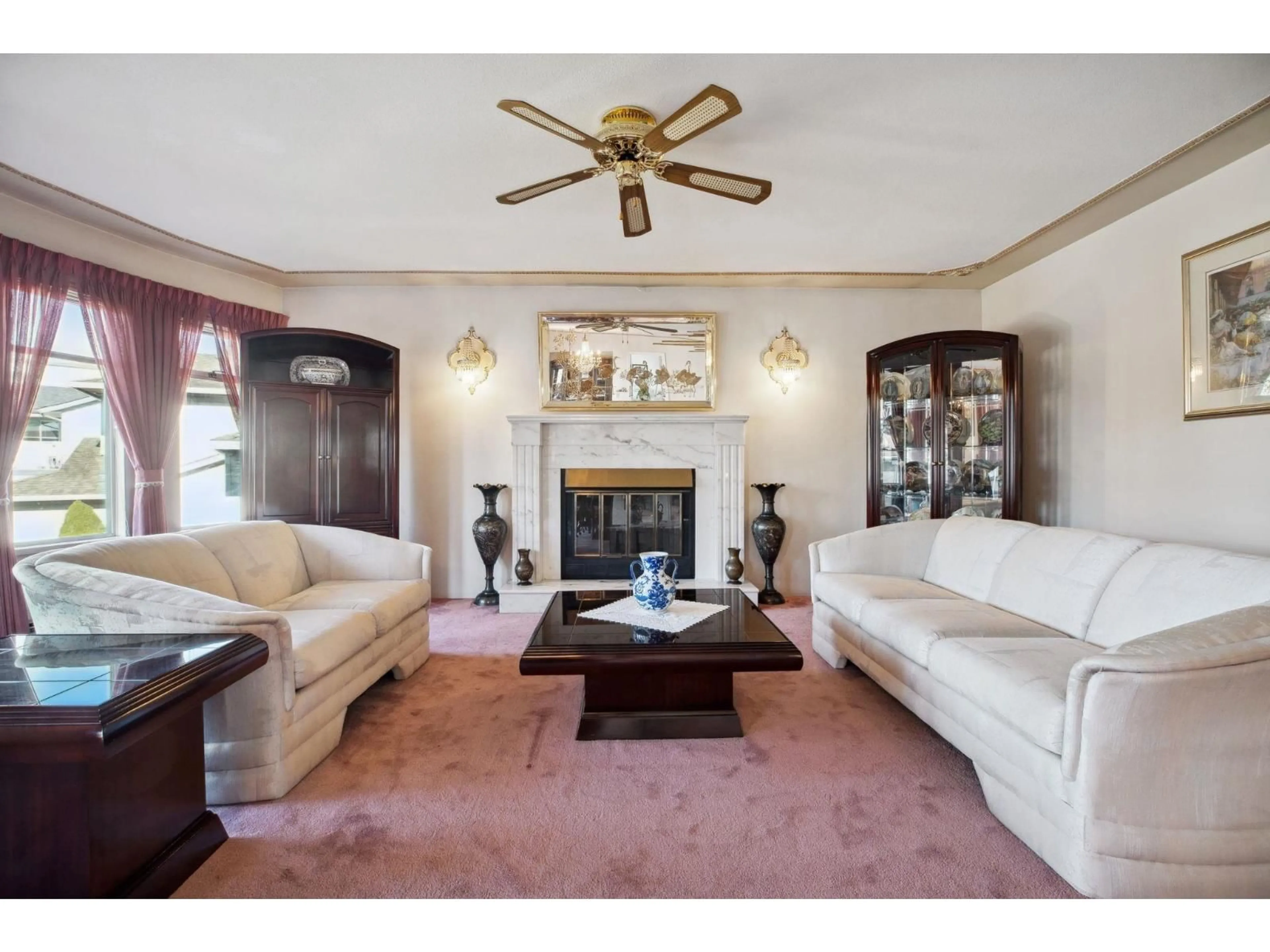 Living room with furniture, unknown for 8710 151, Surrey British Columbia V3S6E1