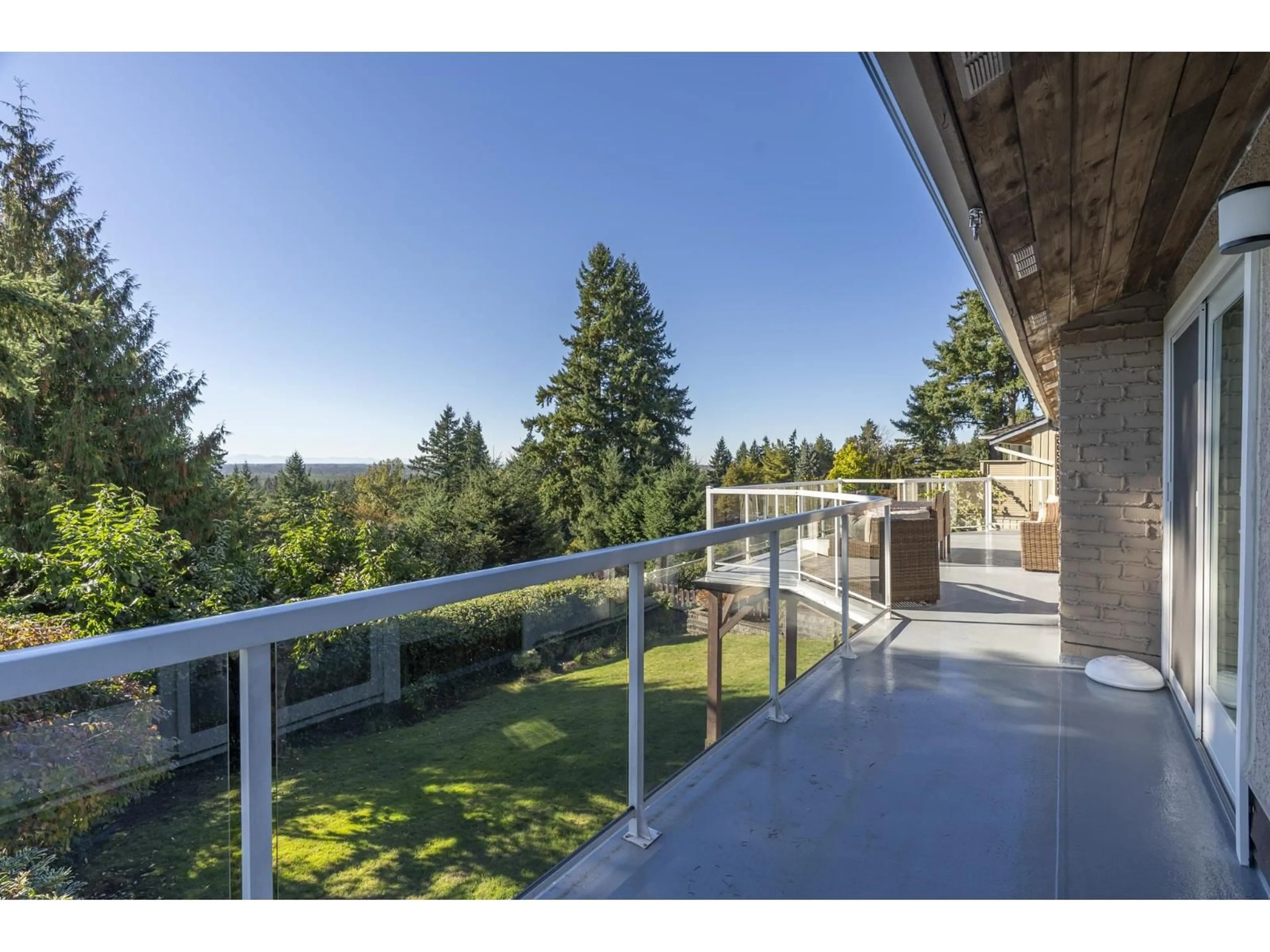 Patio, unknown for 7683 GARFIELD, Delta British Columbia V4C4E6