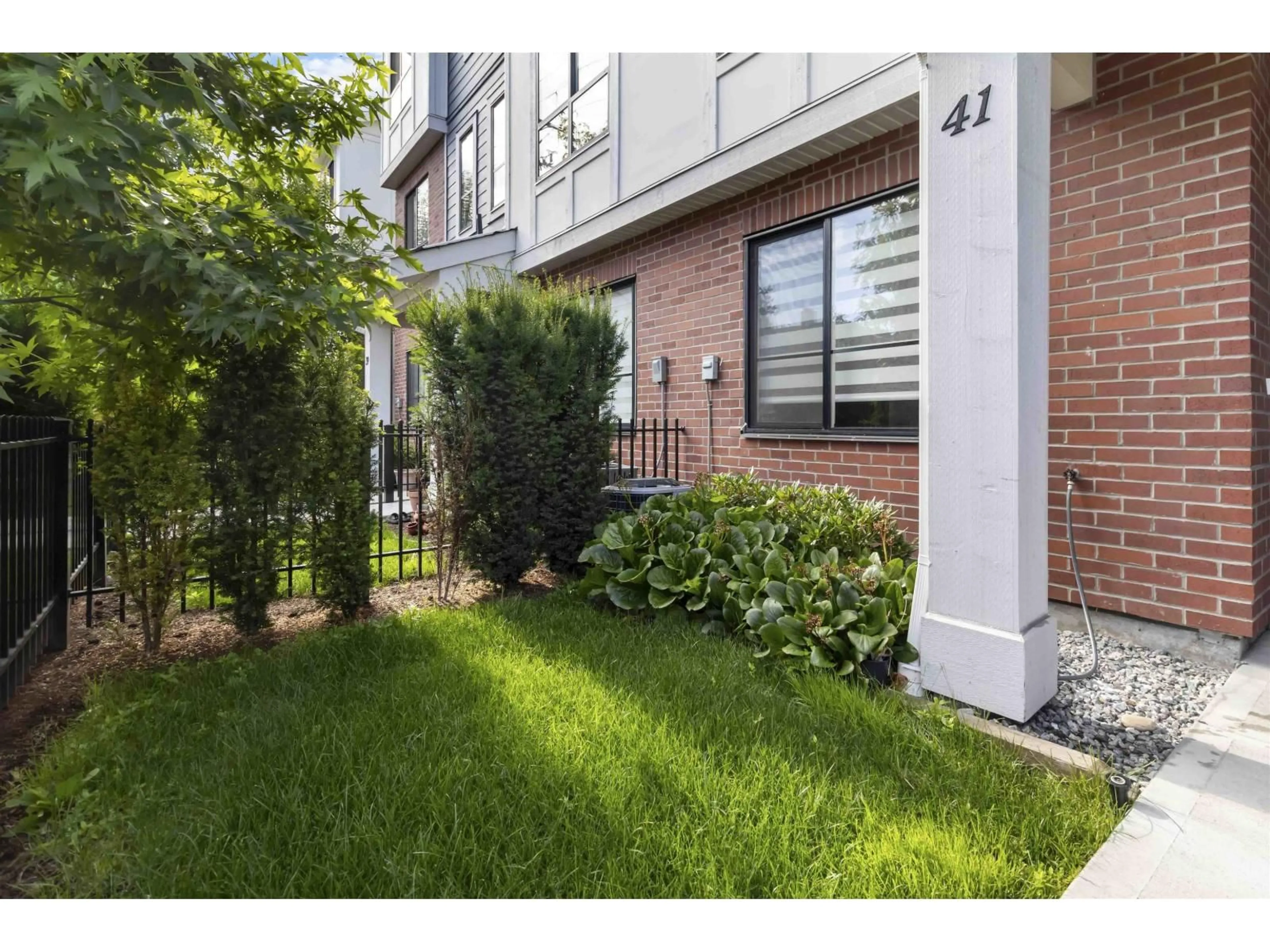 Patio, street for 41 - 11556 72A, Delta British Columbia V4C1A9