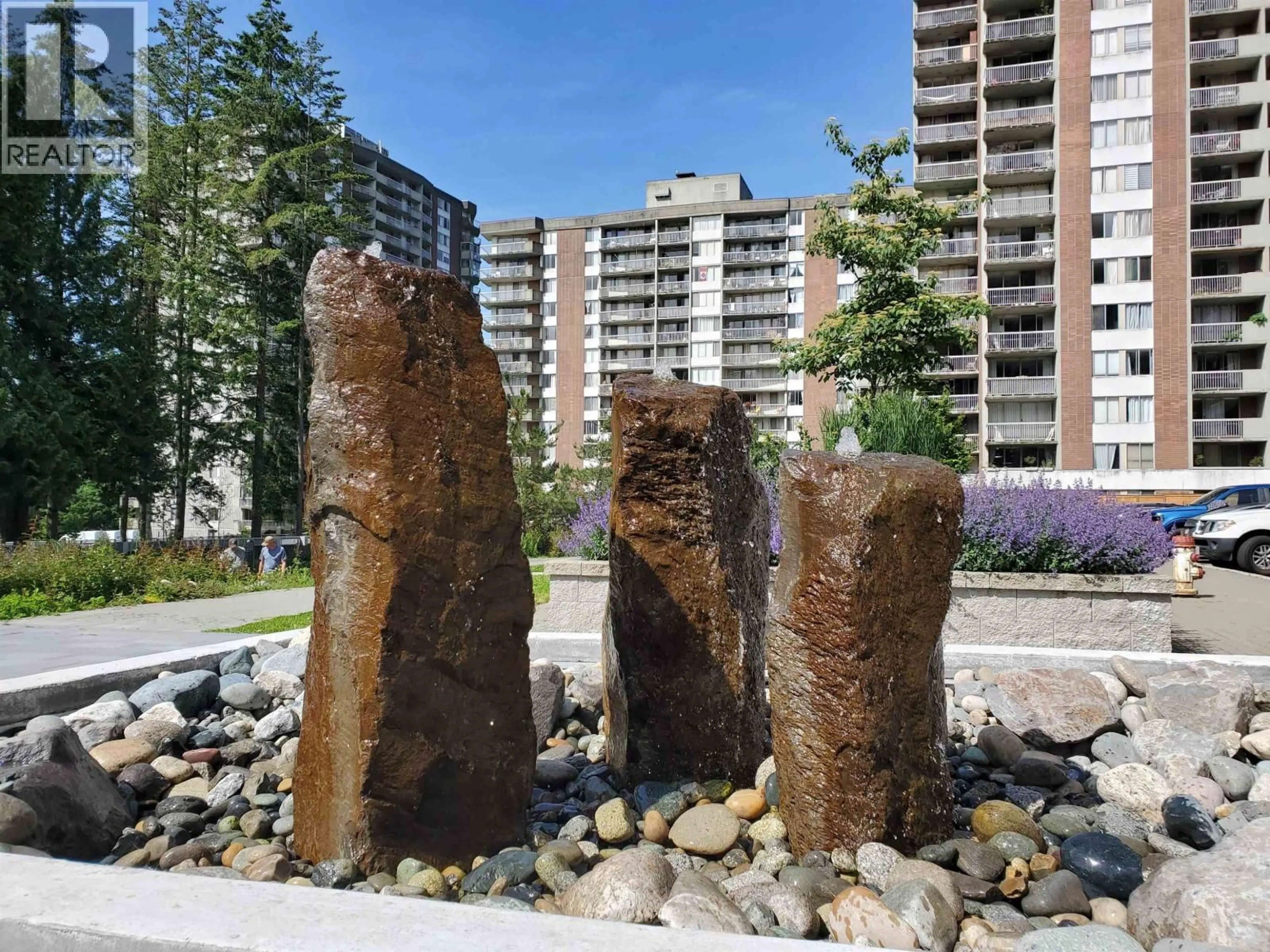 Patio, unknown for 1006 - 2016 FULLERTON AVENUE, North Vancouver British Columbia V7P3E6