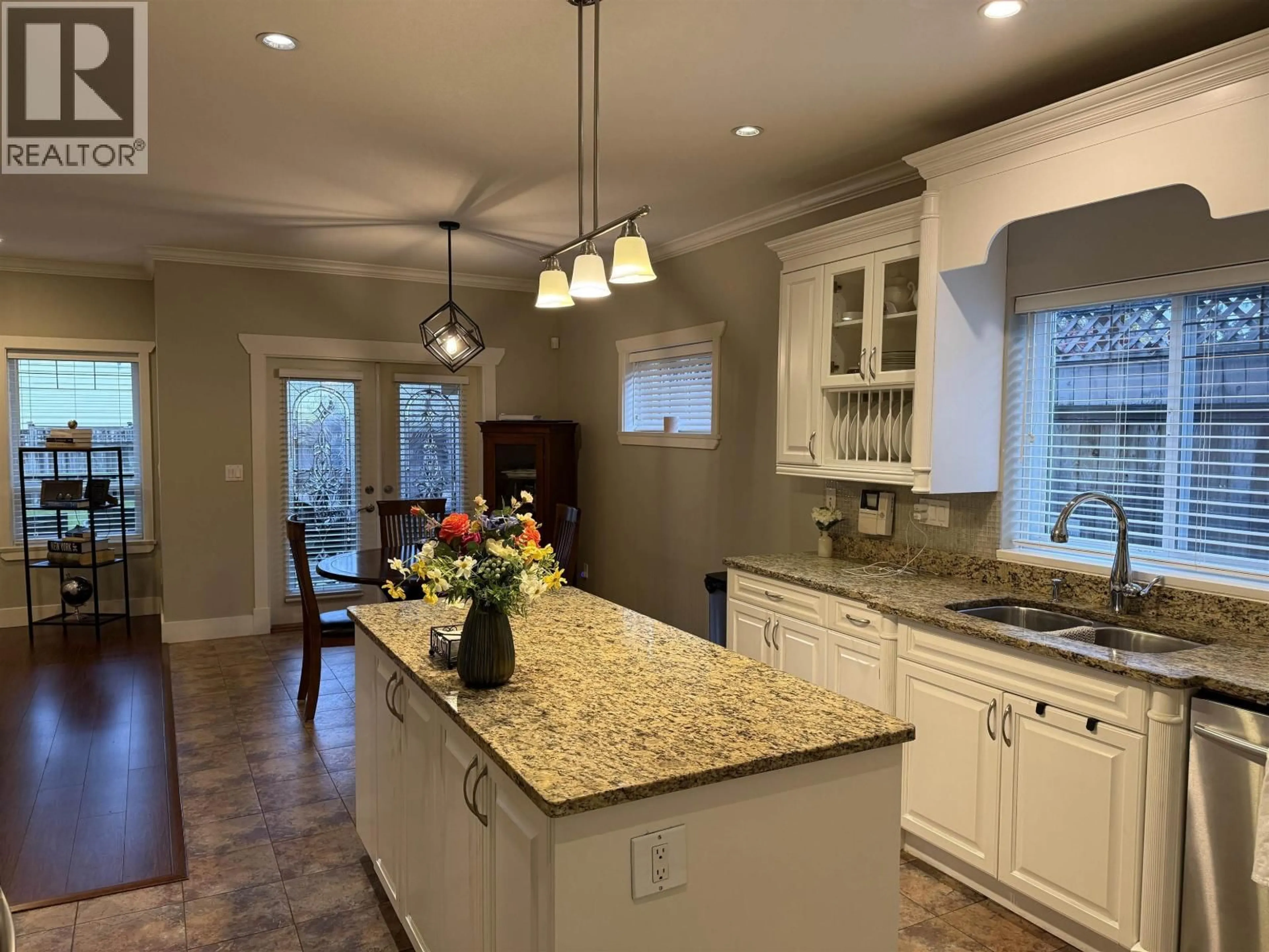 Open concept kitchen, ceramic/tile floor for 647 IVY AVENUE, Coquitlam British Columbia V3J2J1