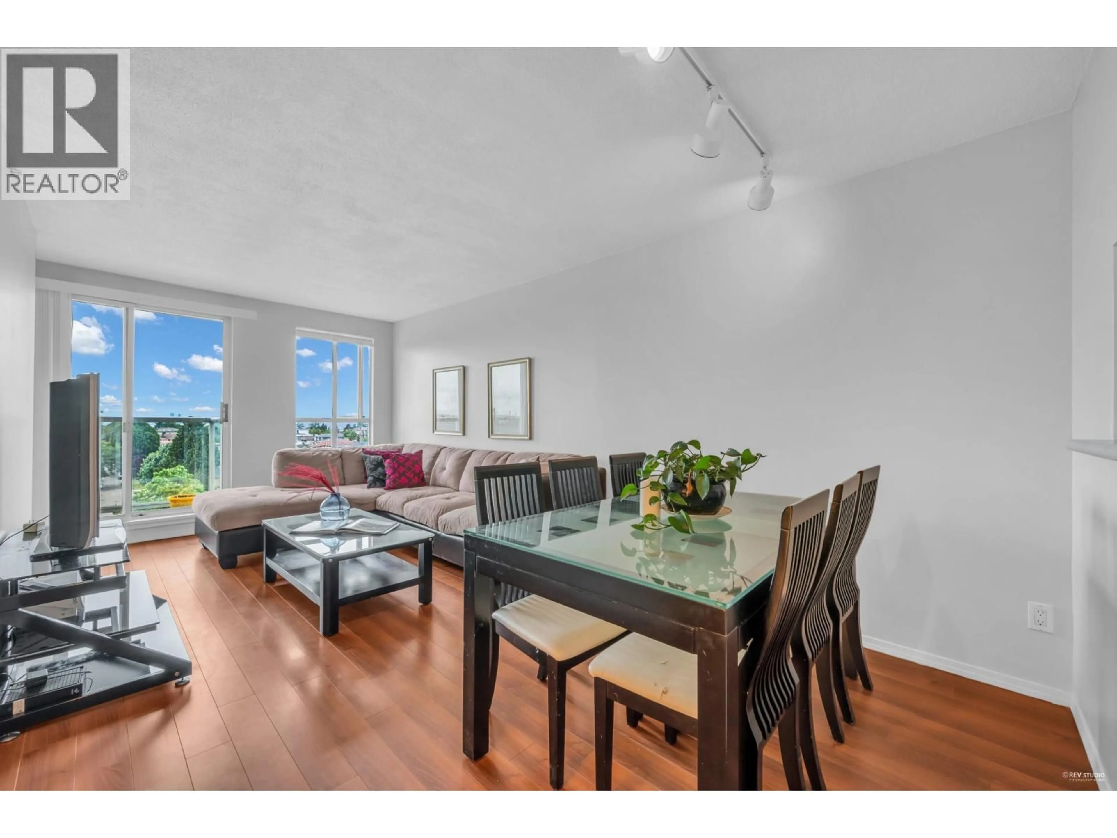 Unknown for 1007 - 3489 ASCOT PLACE, Vancouver British Columbia V5R6B6