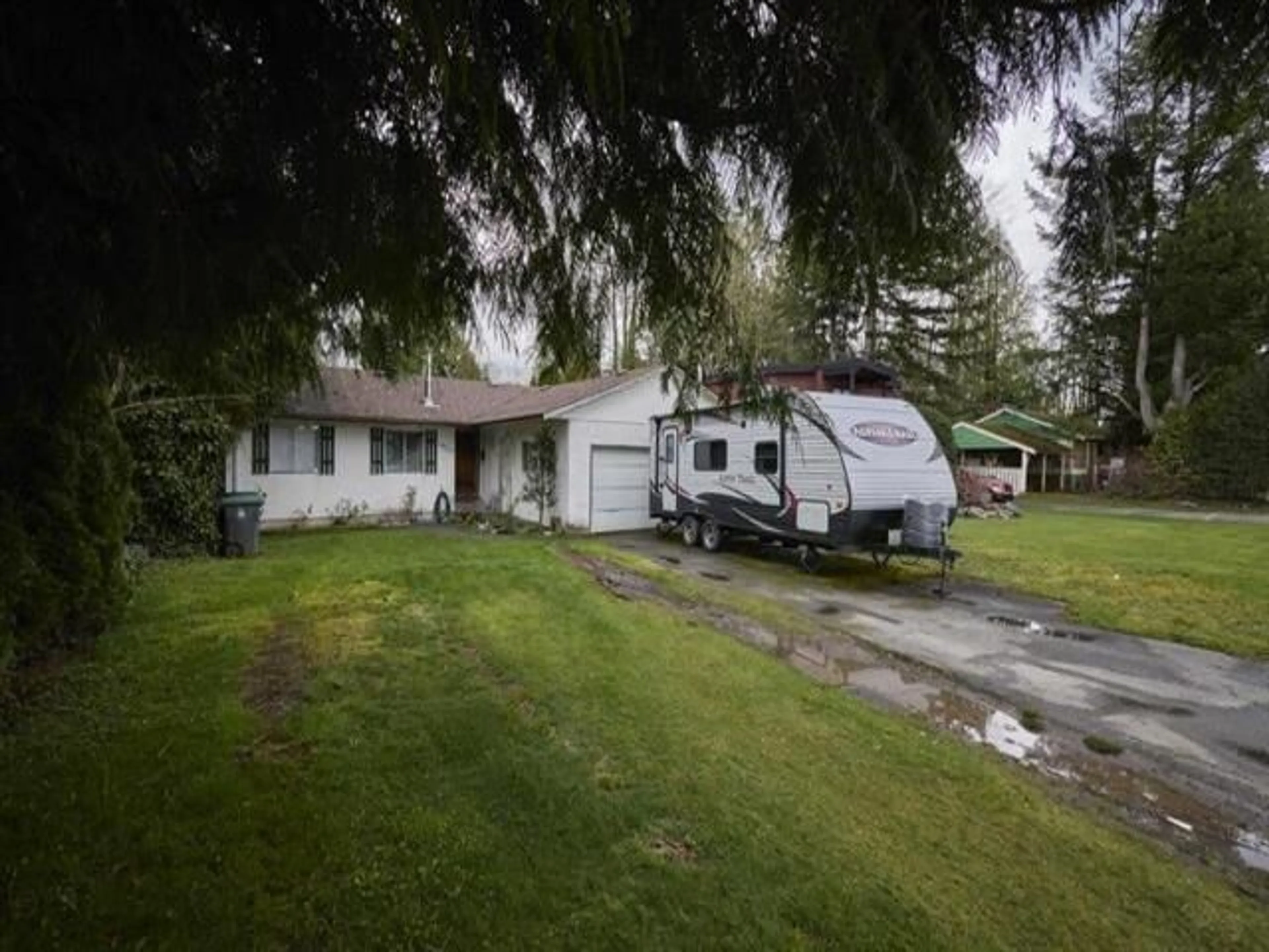 A pic from outside/outdoor area/front of a property/back of a property/a pic from drone, street for 14523 104A, Surrey British Columbia V3R1R2