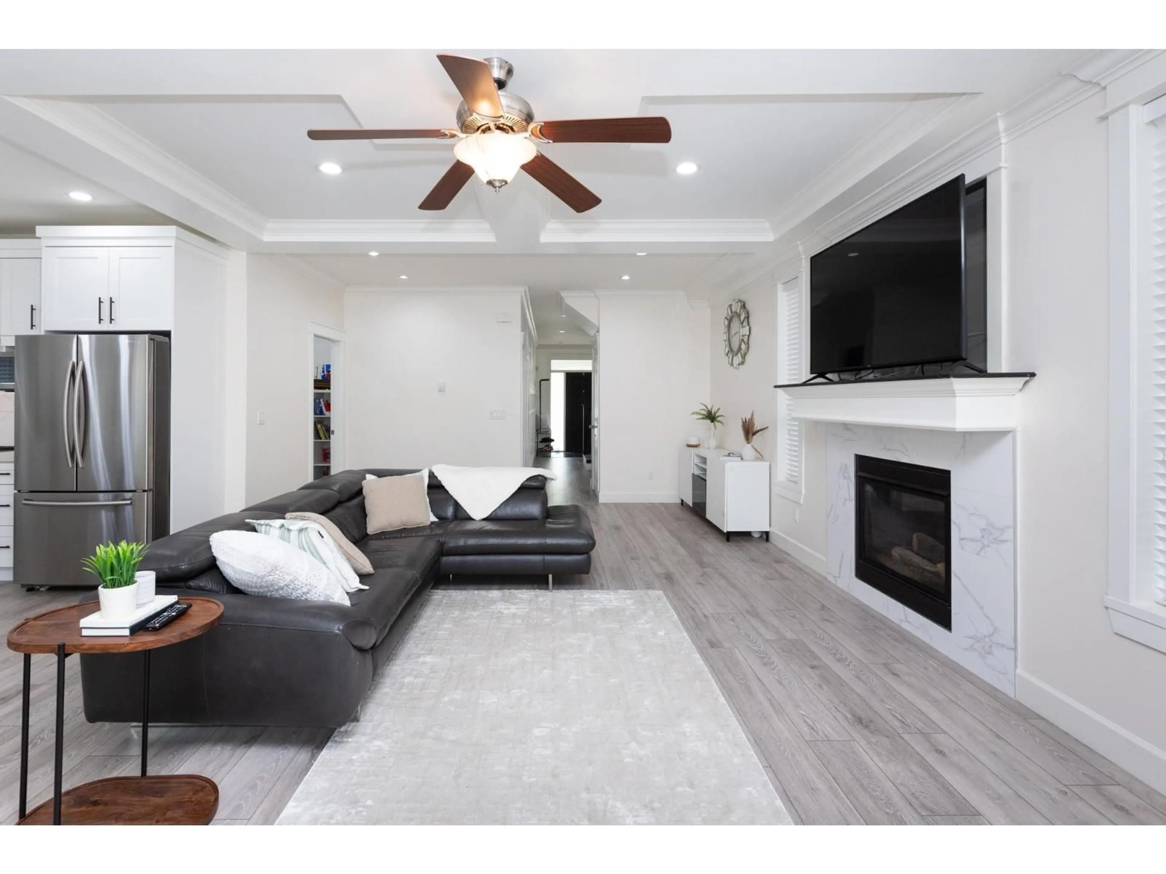 Living room with furniture, unknown for 7850 211B, Langley British Columbia V2Y0H5