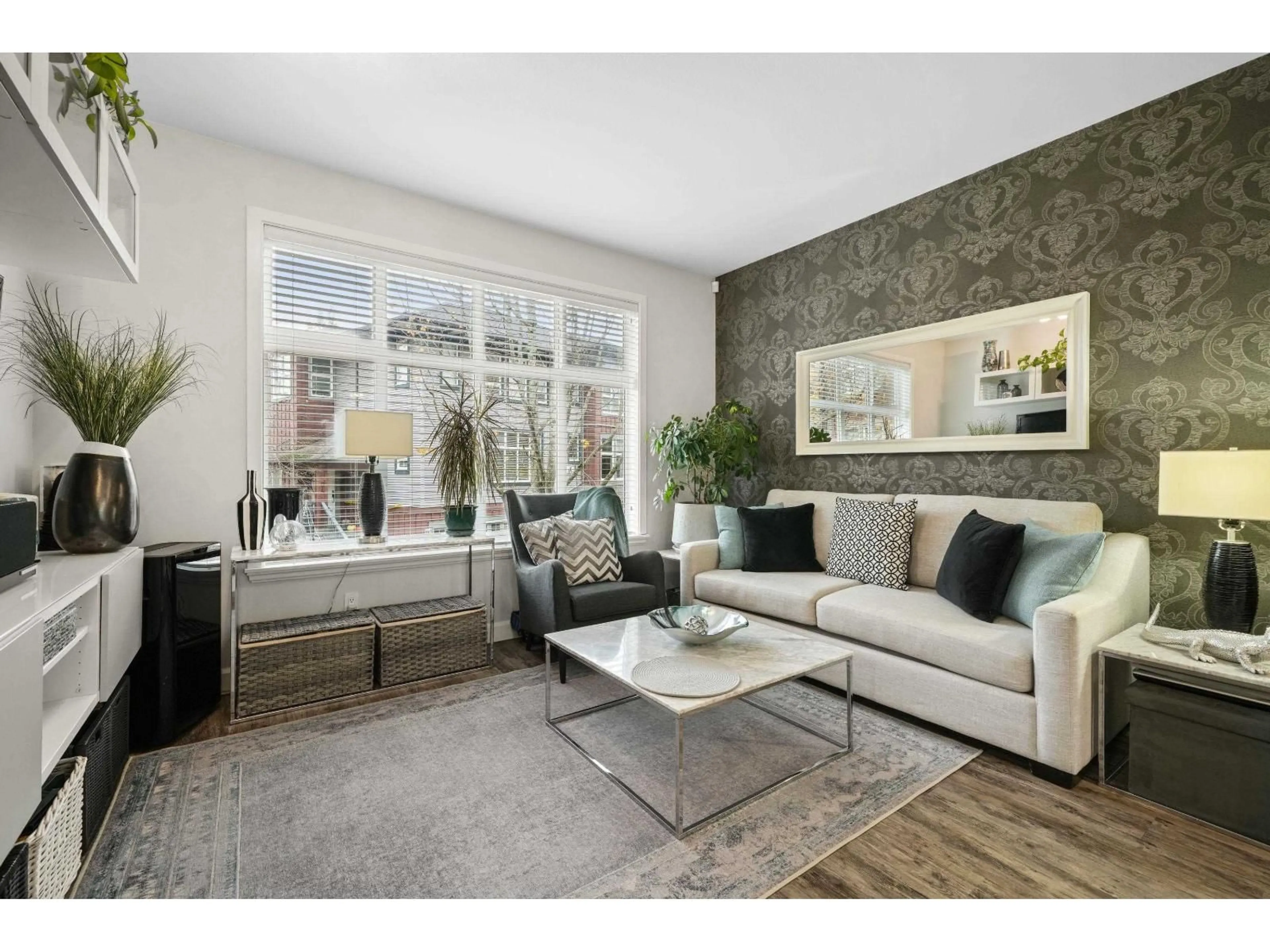 Living room with furniture, unknown for 99 - 18777 68A, Surrey British Columbia V4N0Z7