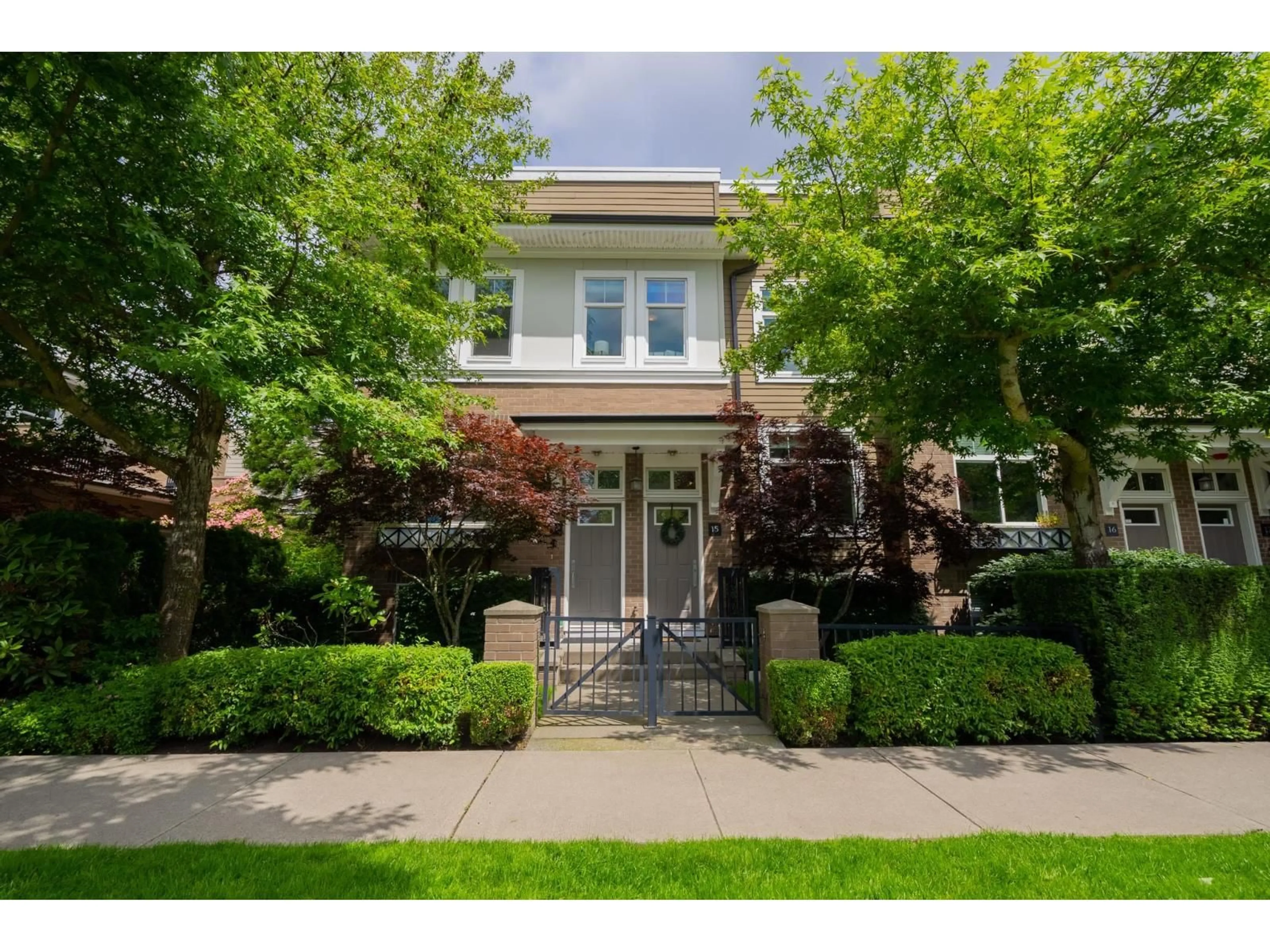 Unknown for 15 - 15833 26, Surrey British Columbia V3Z2X5