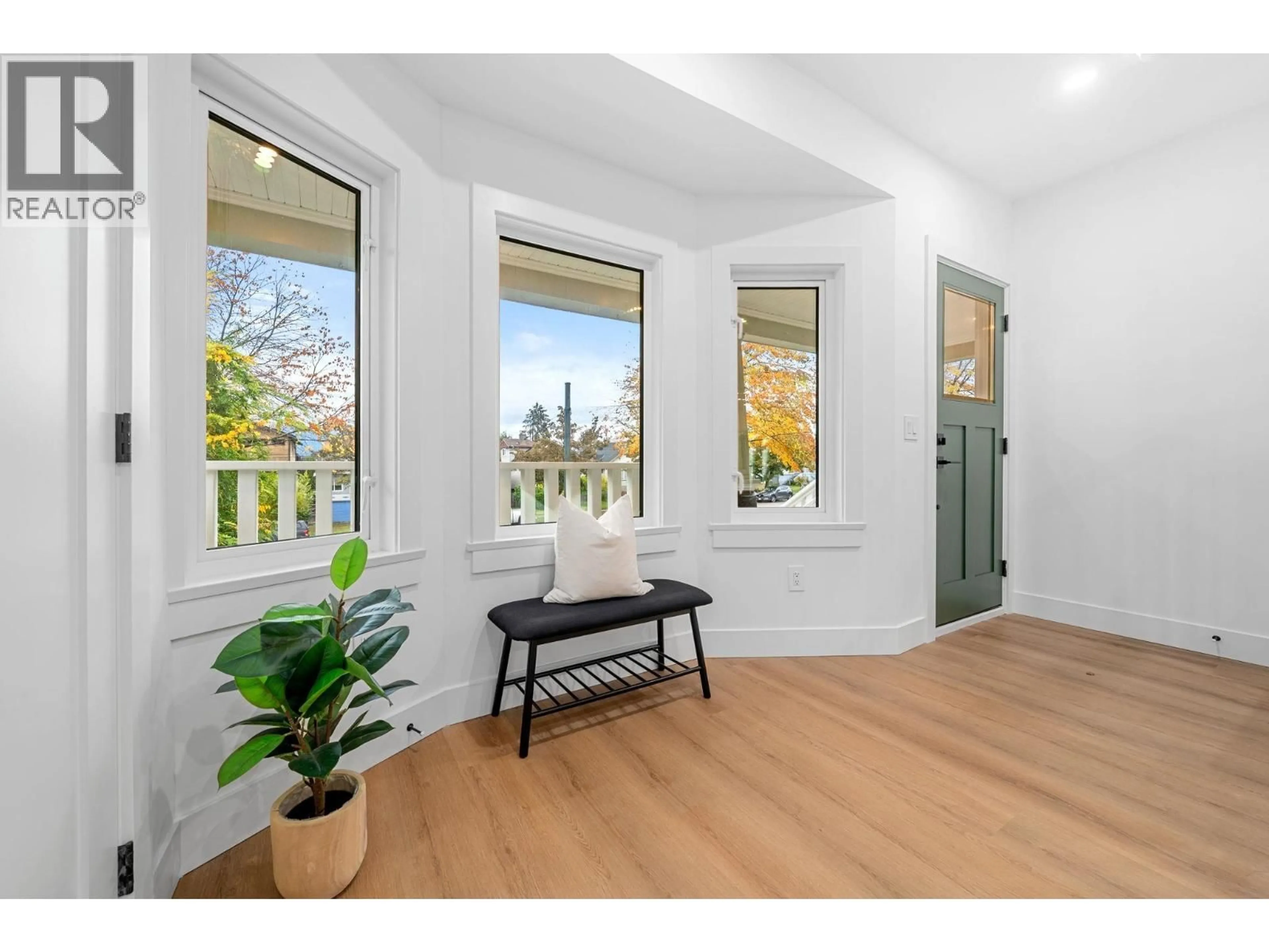 Indoor entryway for 2528 MCGILL STREET, Vancouver British Columbia V5K1H1