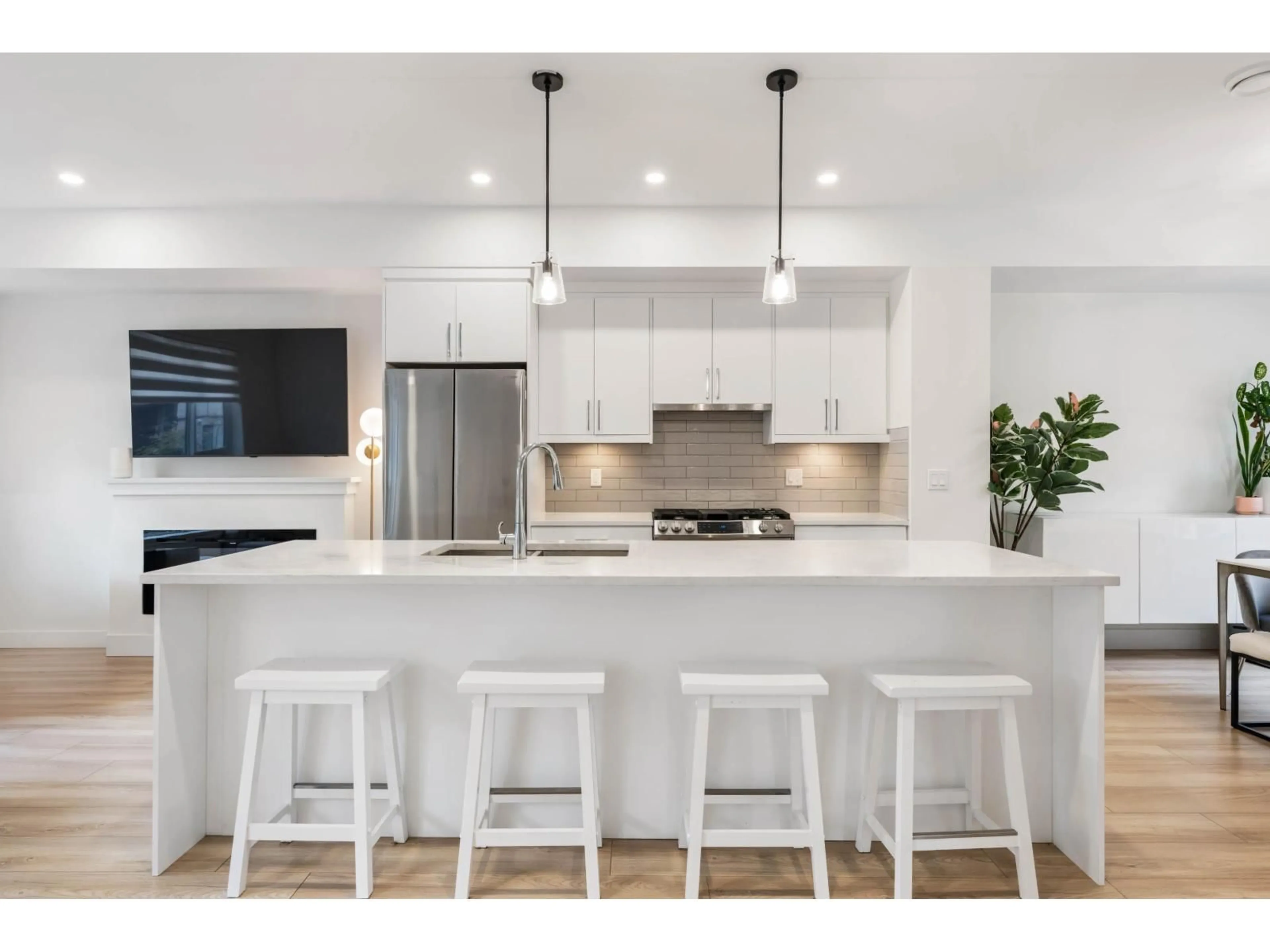Open concept kitchen, unknown for 12 - 20559 86, Langley British Columbia V2Y2B6