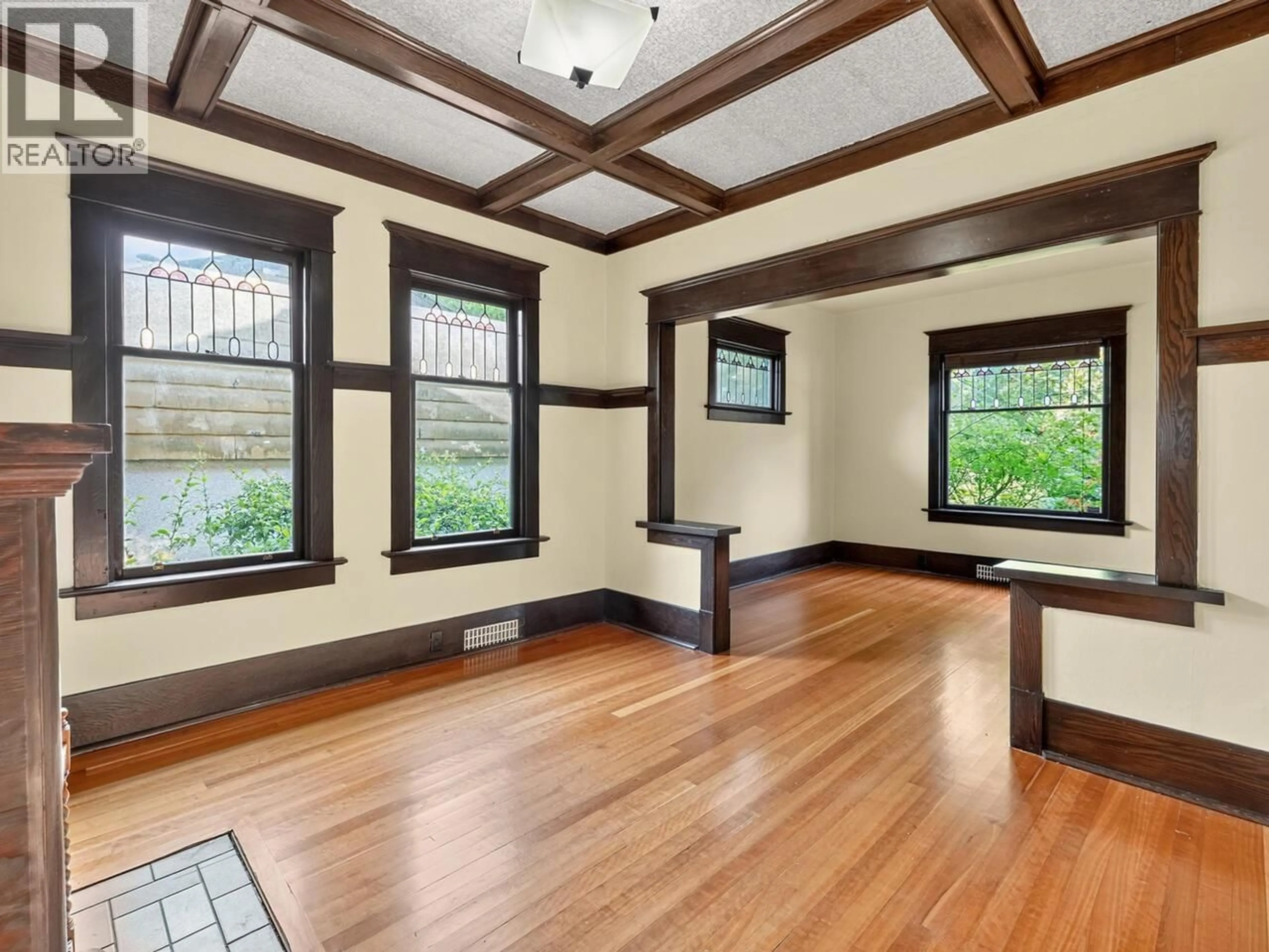 A pic of a room for 812 DUBLIN STREET, New Westminster British Columbia V3M2Y6