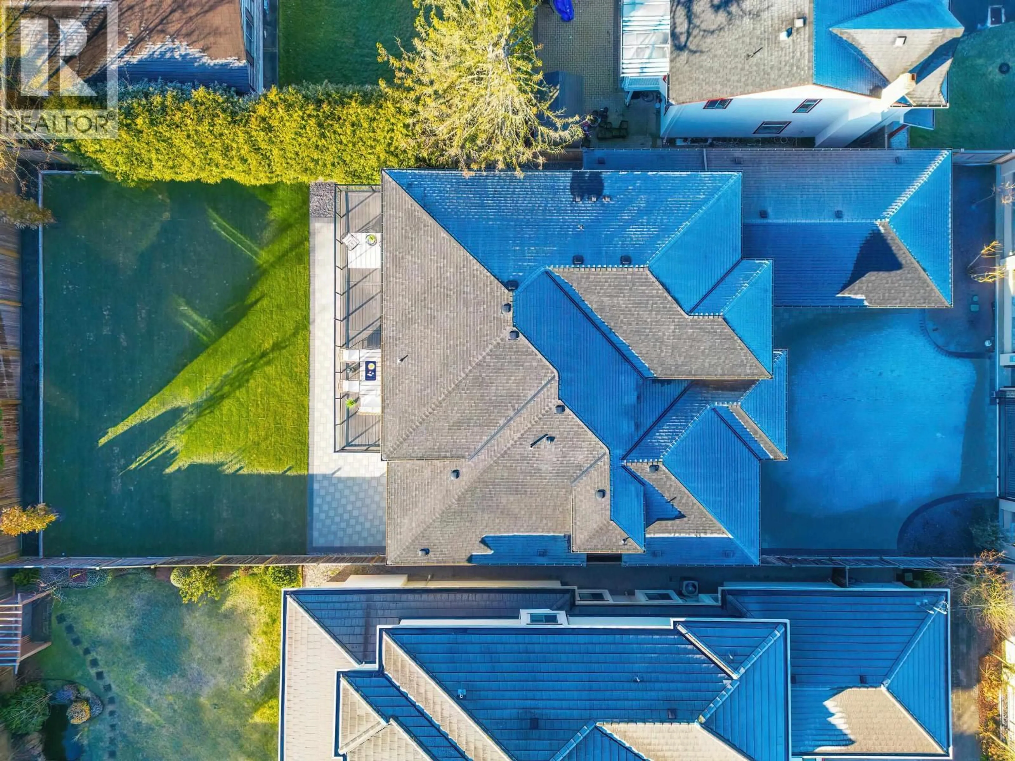 A pic from outside/outdoor area/front of a property/back of a property/a pic from drone, city buildings view from balcony for 5060 FRANCIS ROAD, Richmond British Columbia V7C1K3