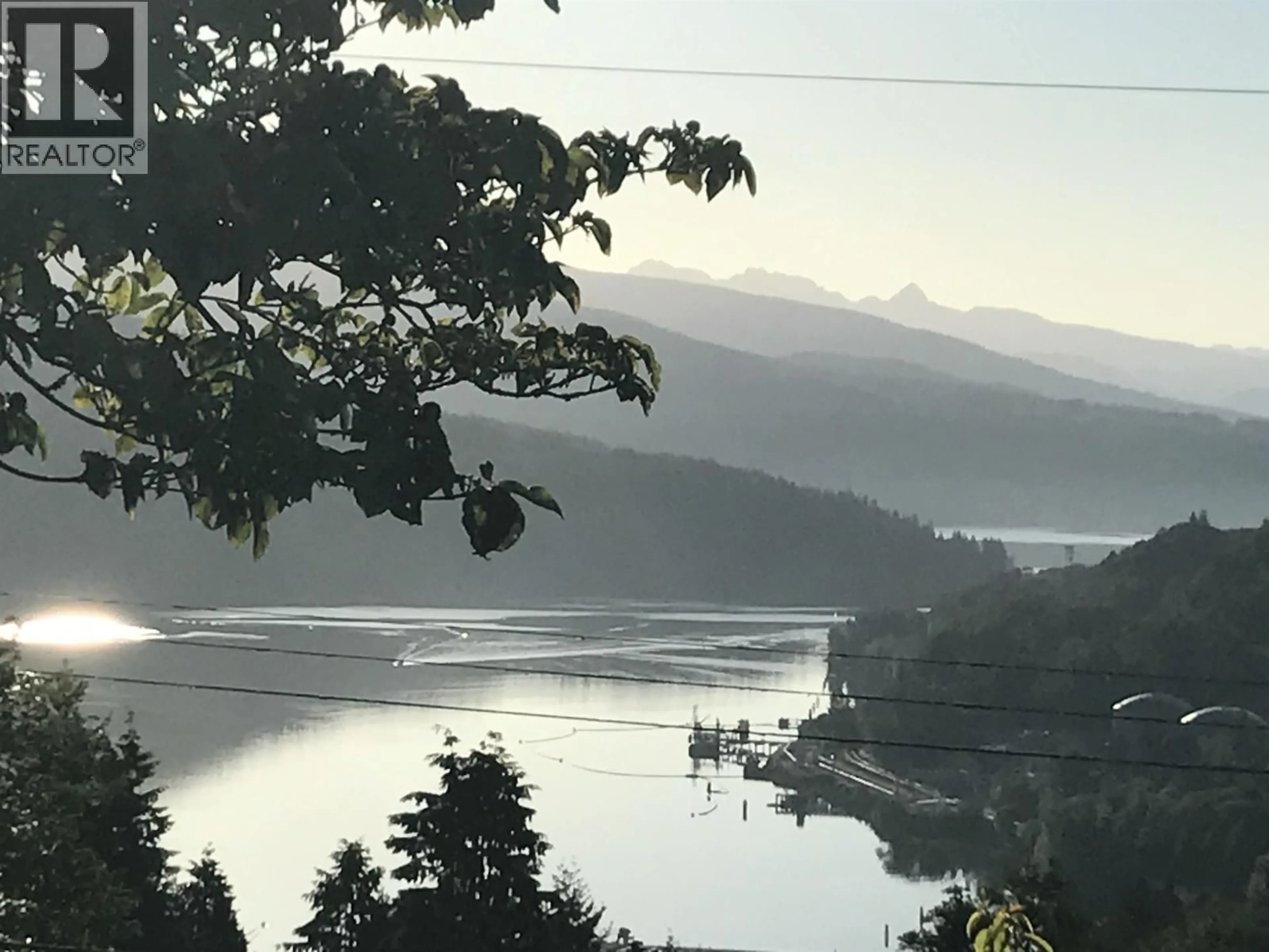 Blurry image for 190 ELLESMERE AVENUE, Burnaby British Columbia V5B1J8