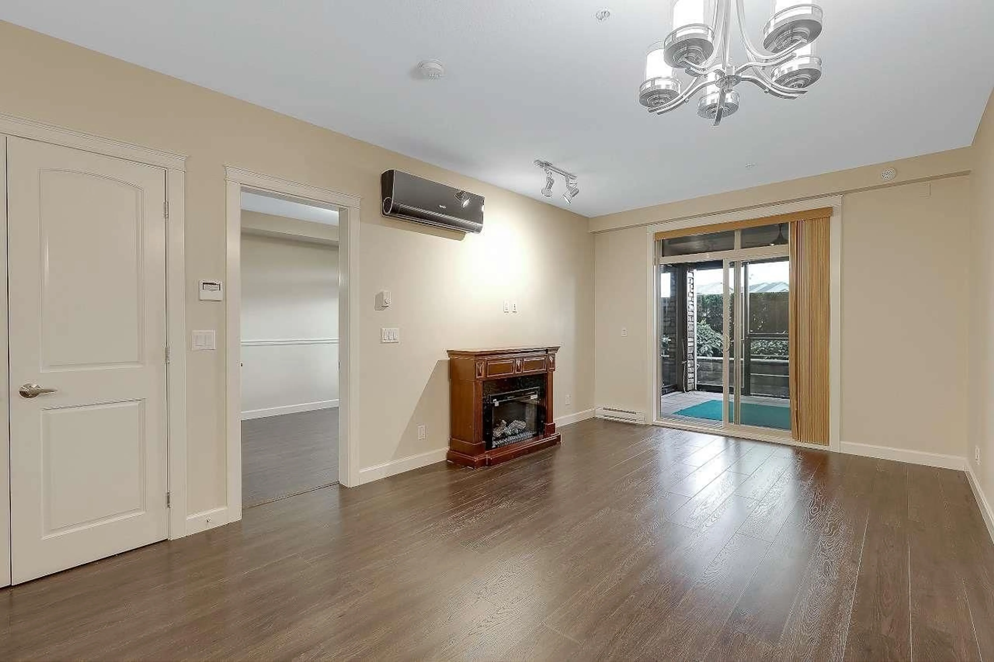 A pic of a room for A107 - 20716 WILLOUGHBY TOWN CENTRE, Langley British Columbia V2Y3J7