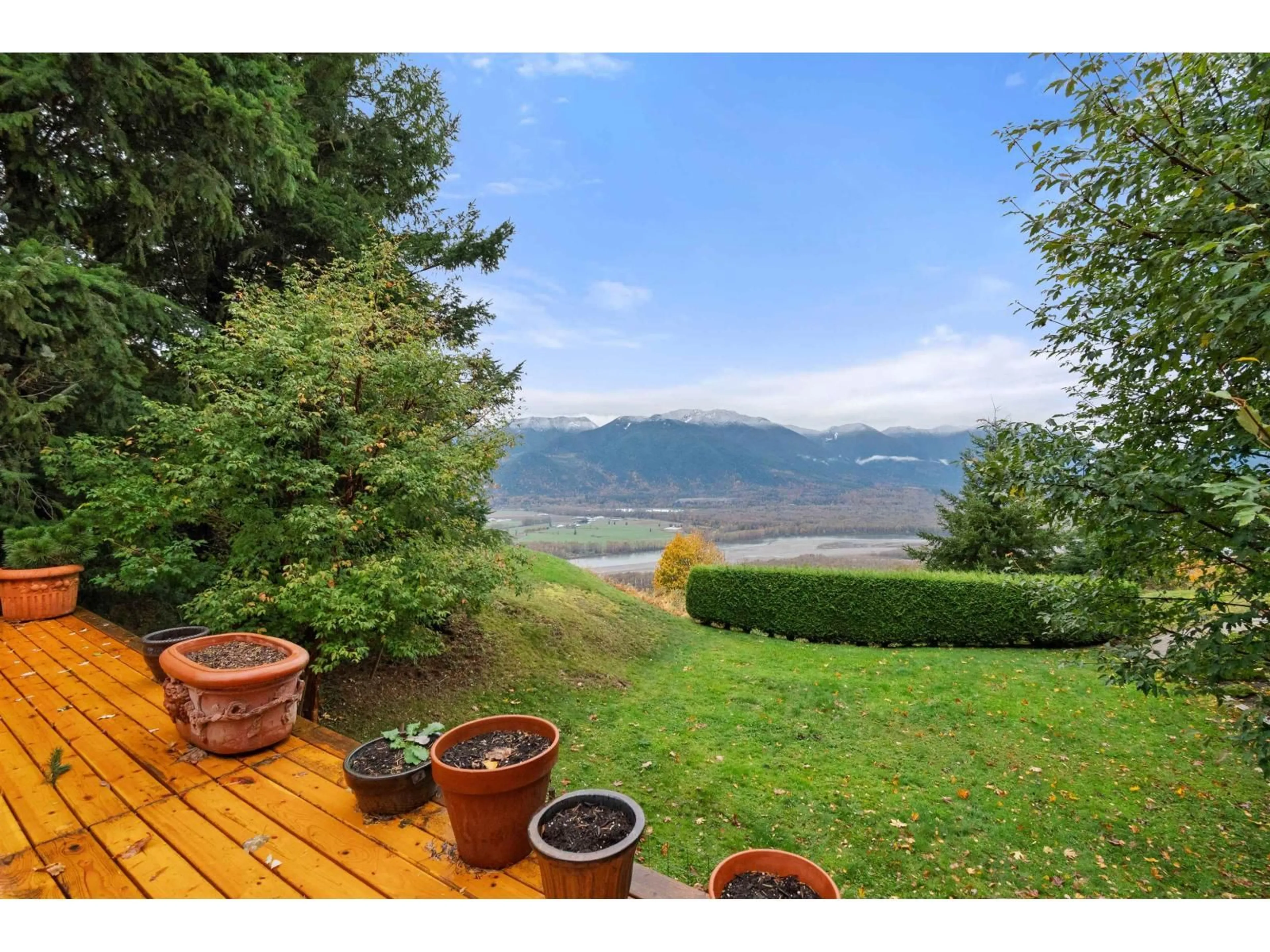 Patio, water/lake/river/ocean view for 8451 GOOSEBERRY PLACE, Chilliwack British Columbia V2R4A3