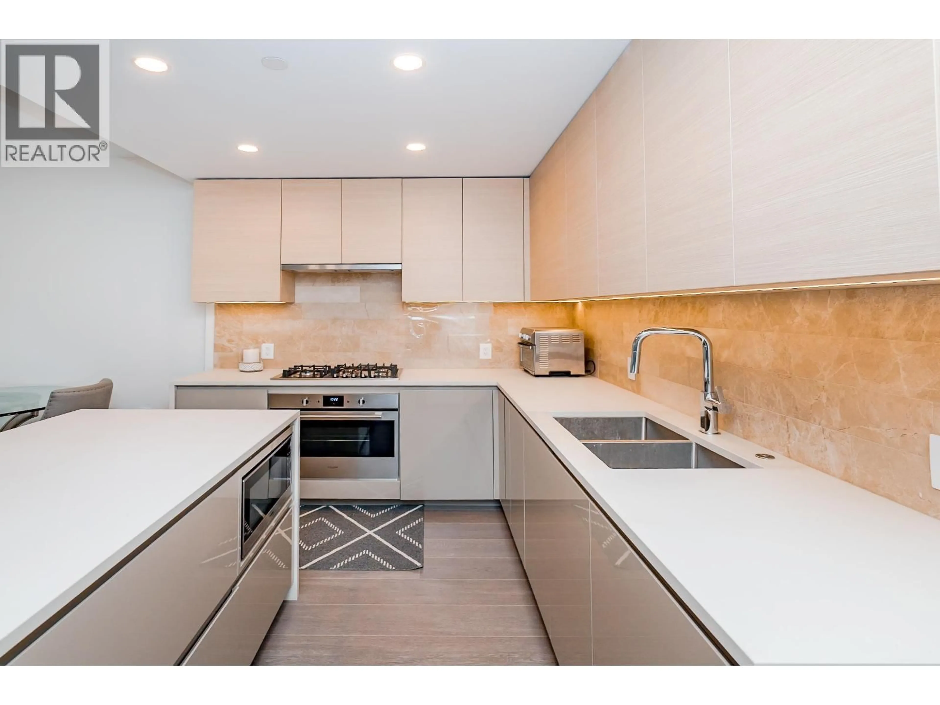 Unknown for 1010 - 4168 LOUGHEED HIGHWAY, Burnaby British Columbia V5C0N9