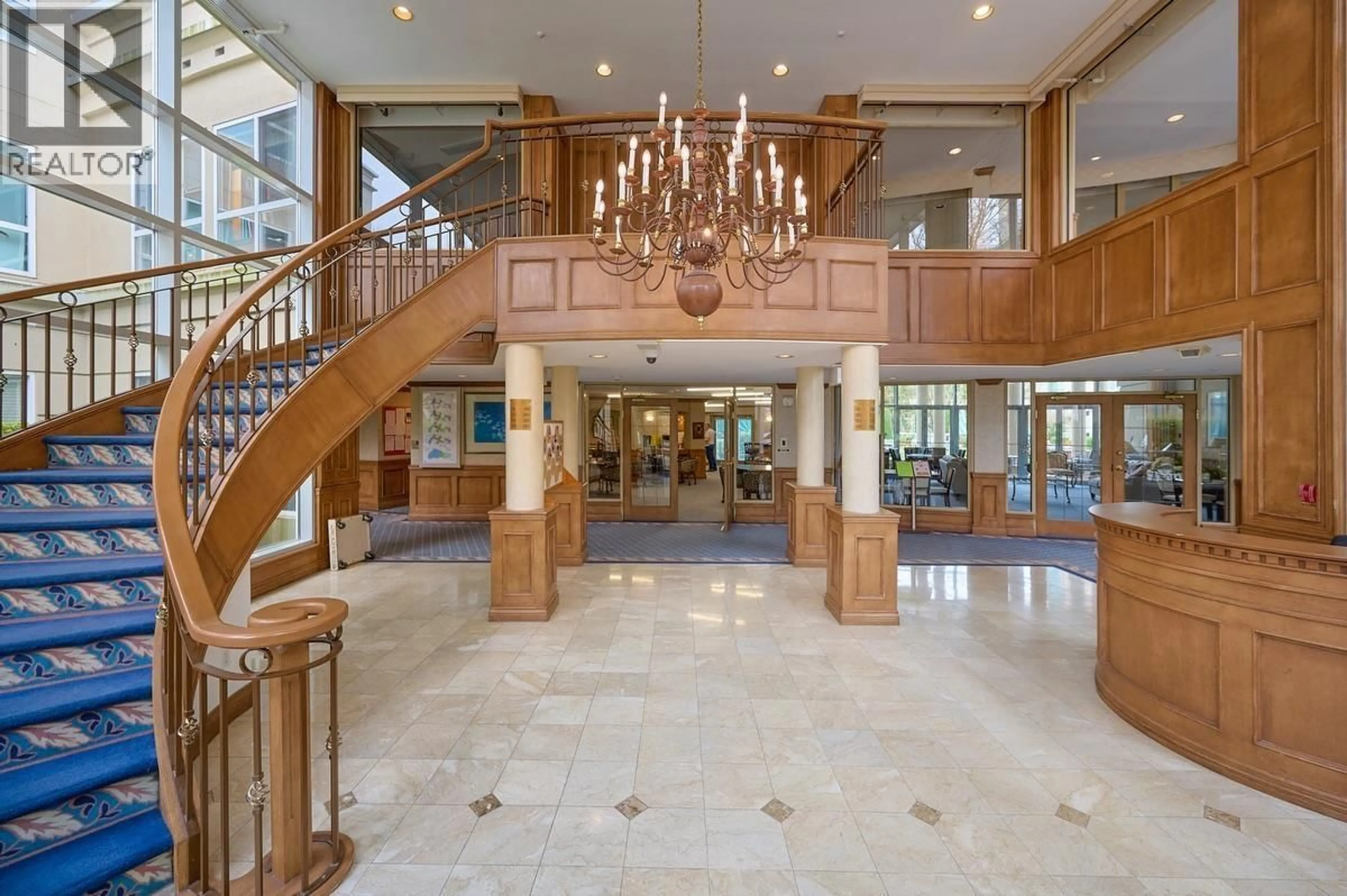 Lobby for 320 - 3098 GUILDFORD WAY, Coquitlam British Columbia V3B7W8